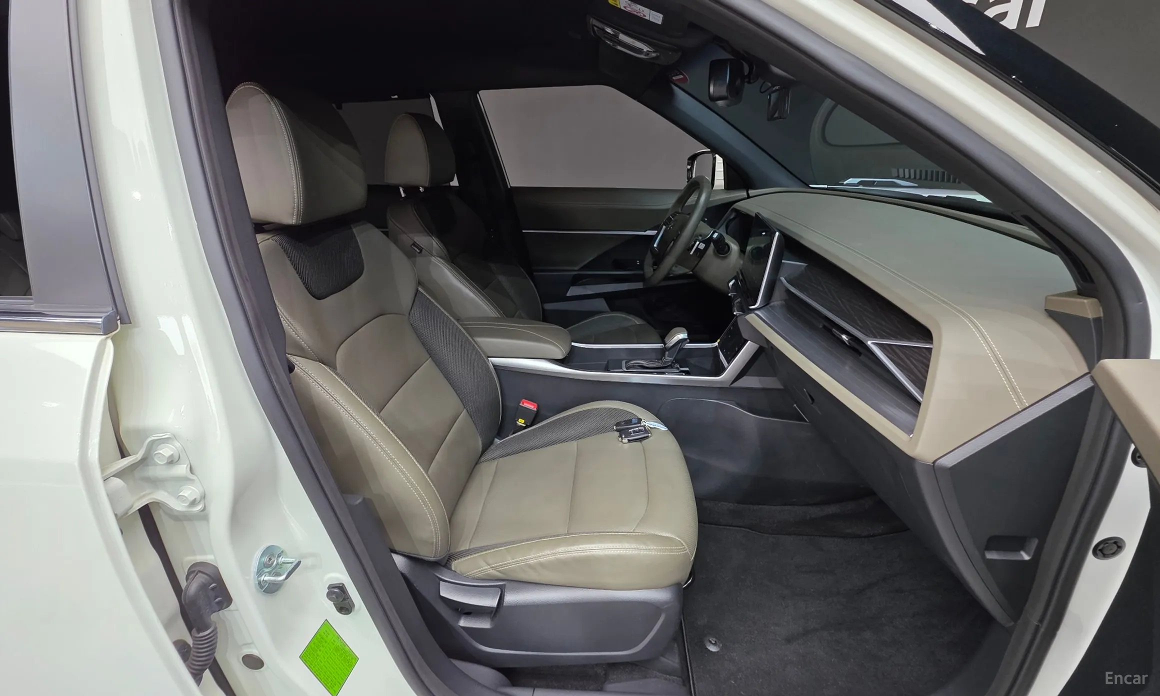 KG Mobility (SsangYong) Torres превью 10