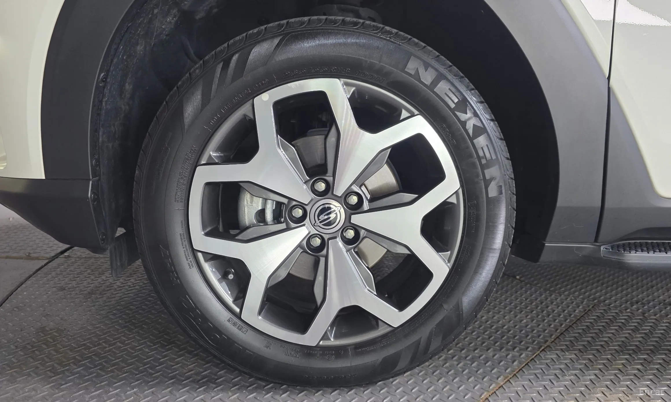 KG Mobility (SsangYong) Torres превью 5