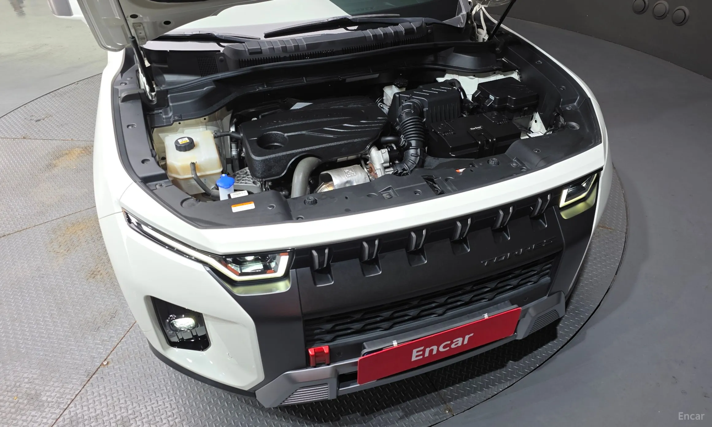 KG Mobility (SsangYong) Torres превью 6