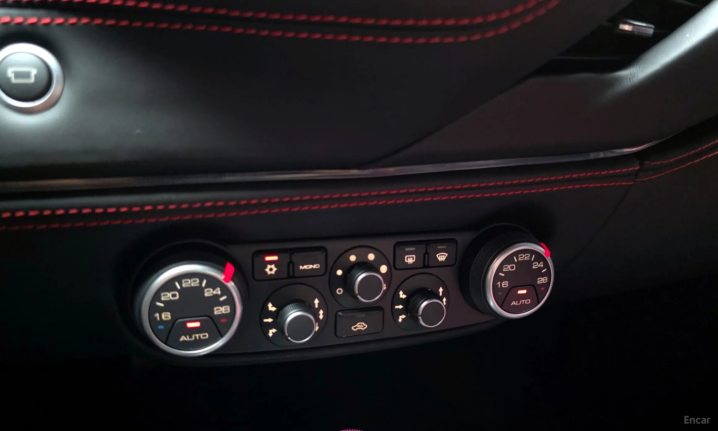 Ferrari 488 GTB превью 14