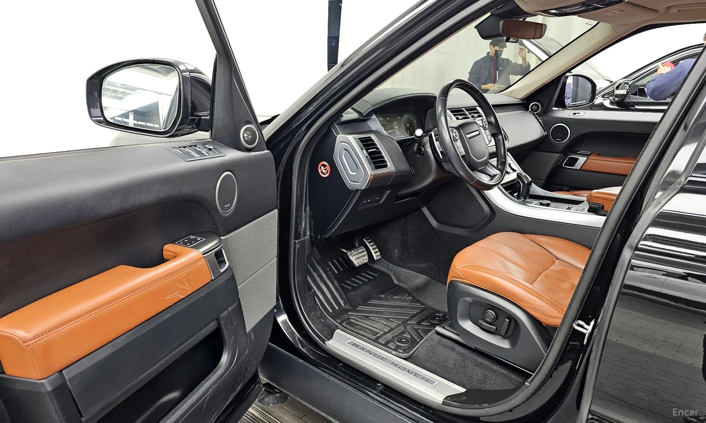 Land Rover Range Rover Sport 2nd Generation превью 10