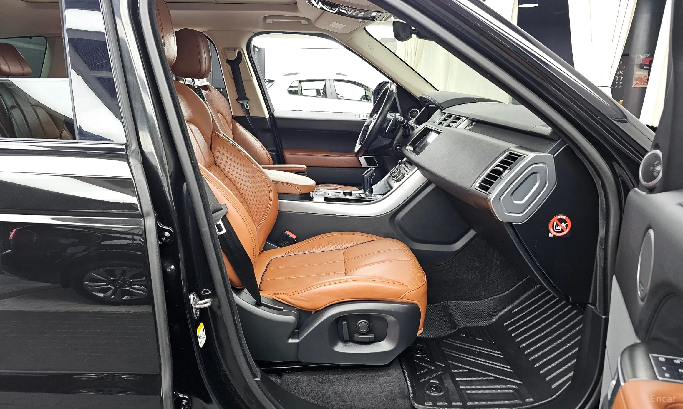 Land Rover Range Rover Sport 2nd Generation превью 11