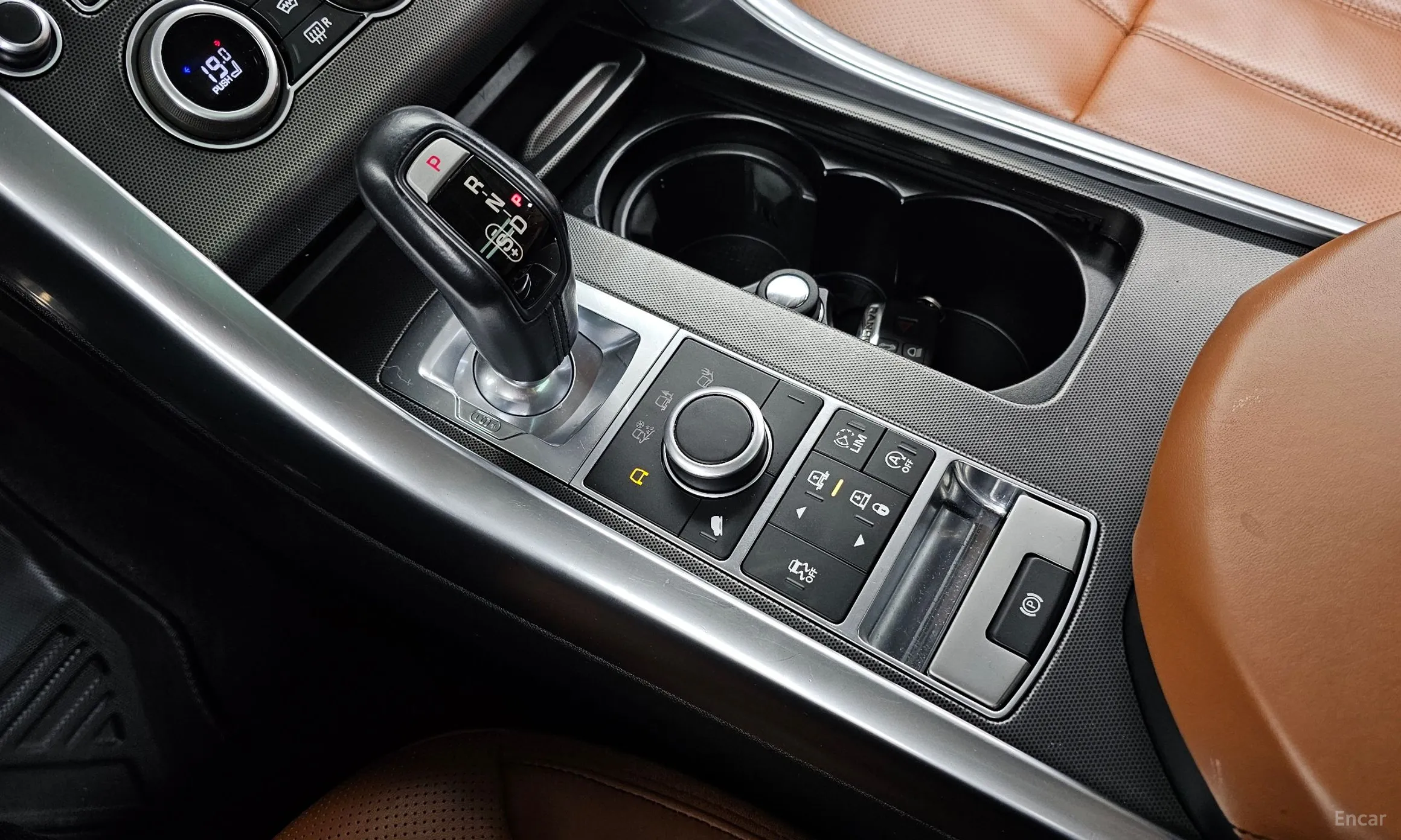 Land Rover Range Rover Sport 2nd Generation превью 9