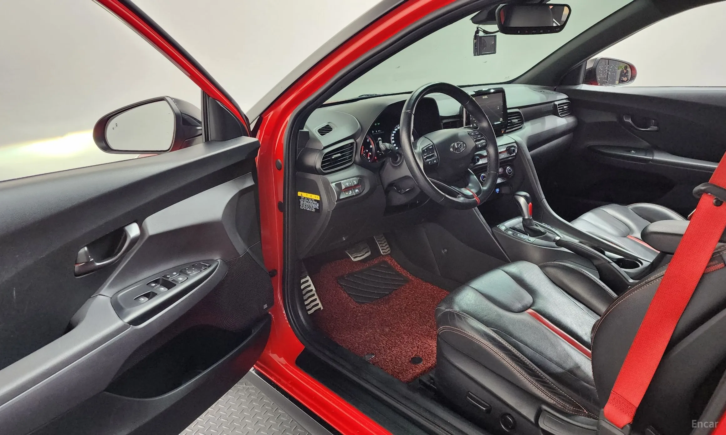 Hyundai Veloster (JS) превью 10