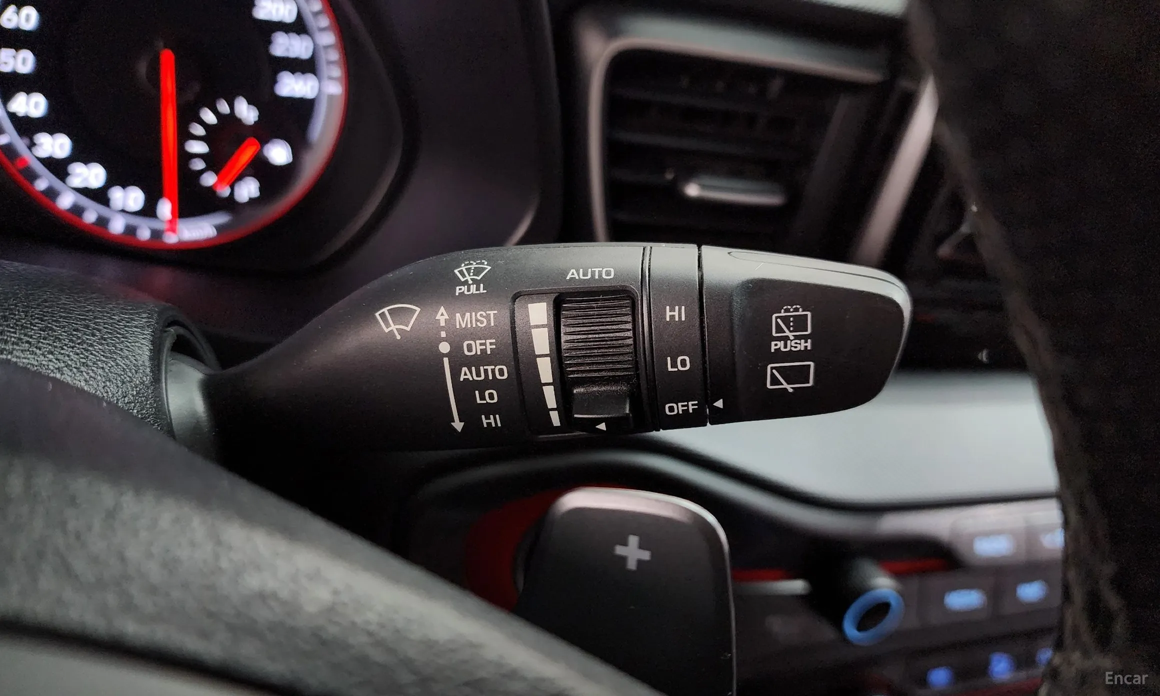 Hyundai Veloster (JS) превью 15