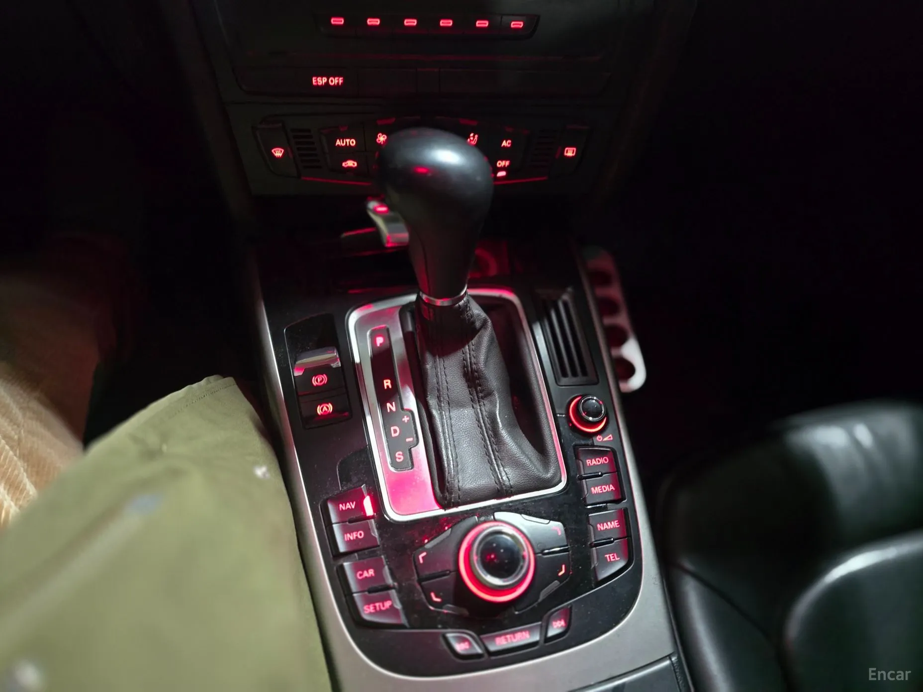 Audi New A4 превью 17