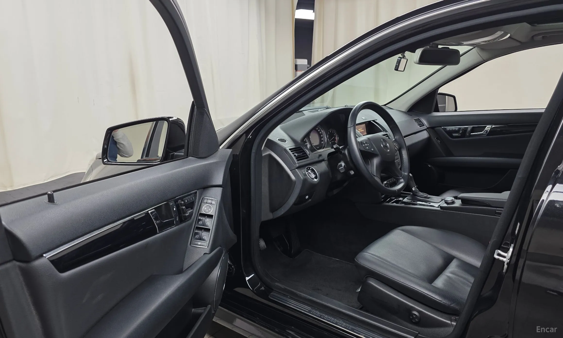 Mercedes Benz C-Class W204 превью 10
