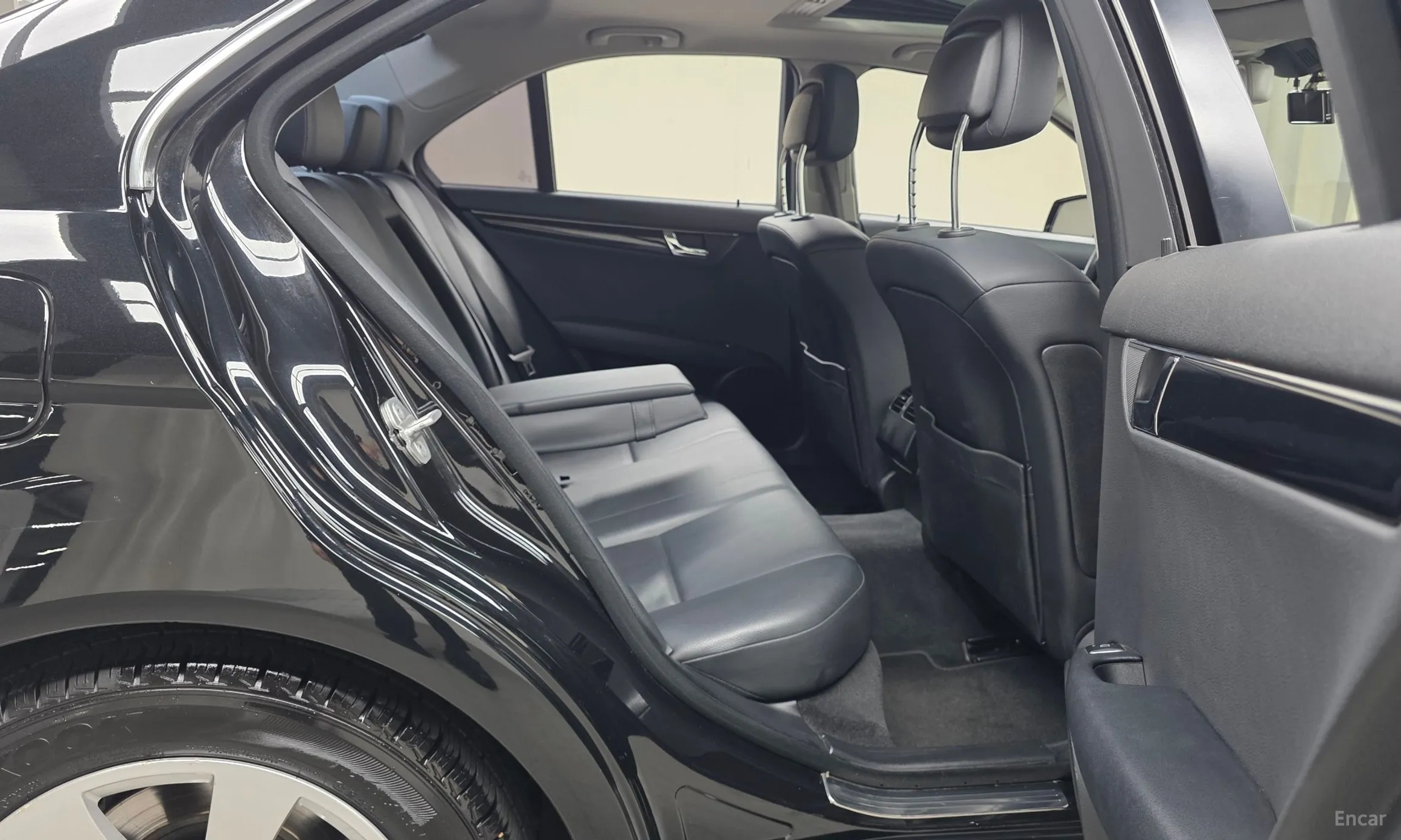 Mercedes Benz C-Class W204 превью 12