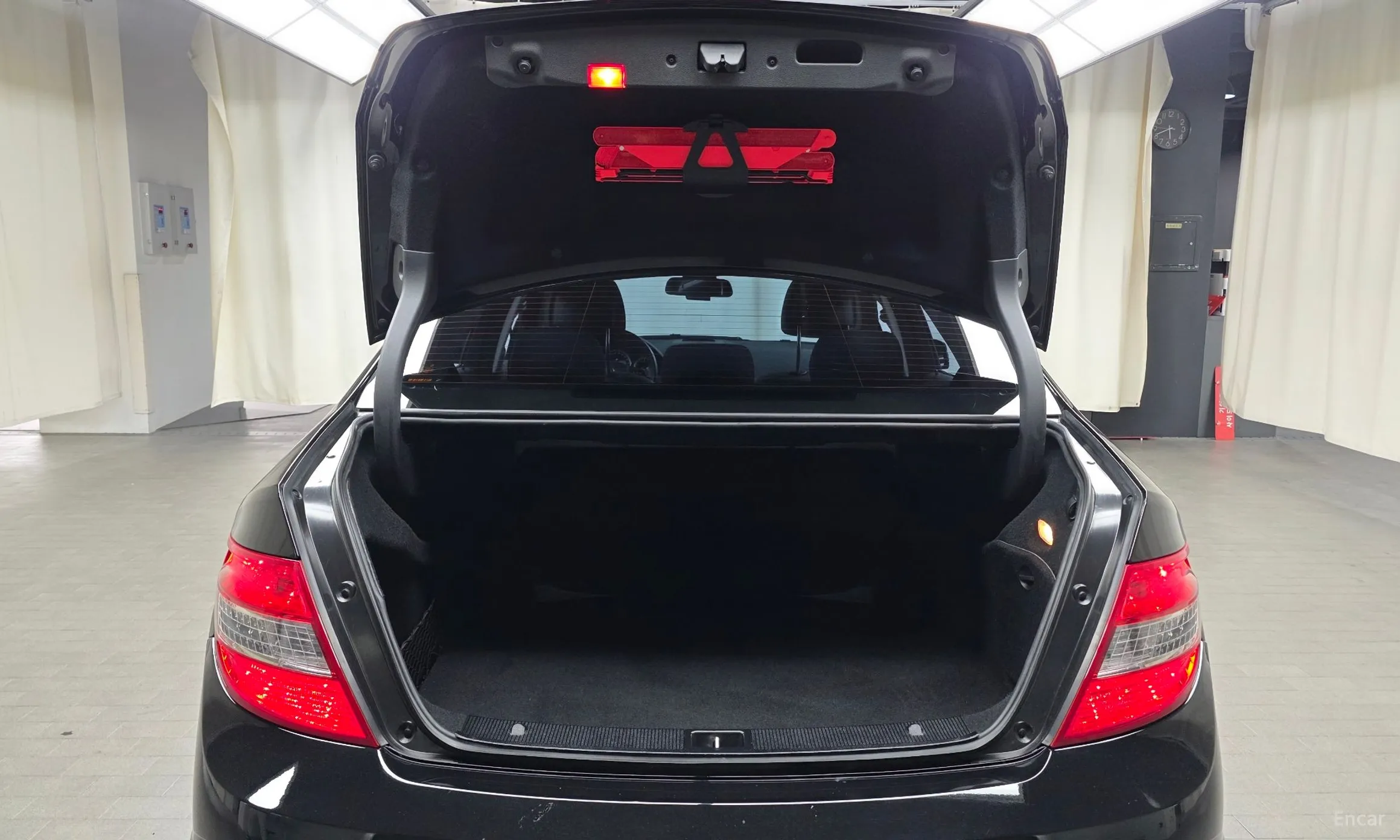 Mercedes Benz C-Class W204 превью 20