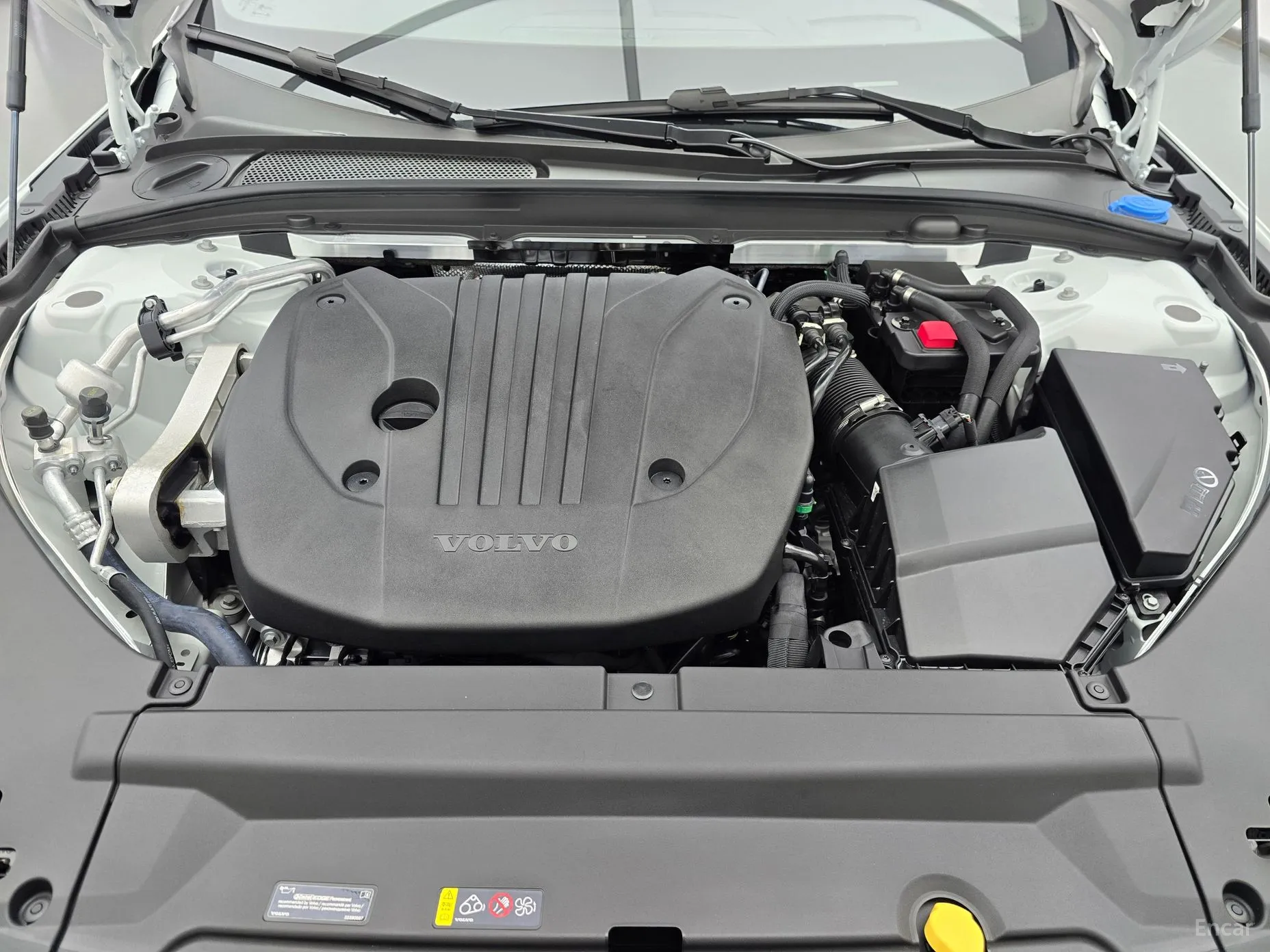 Volvo S90 превью 19
