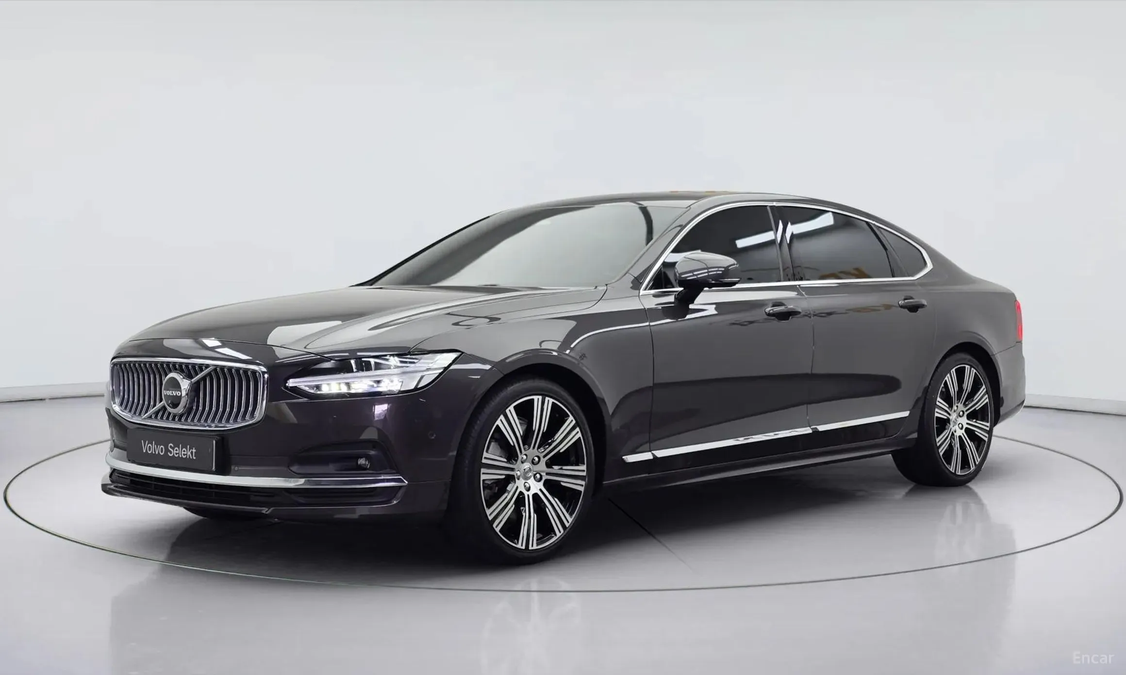 S90