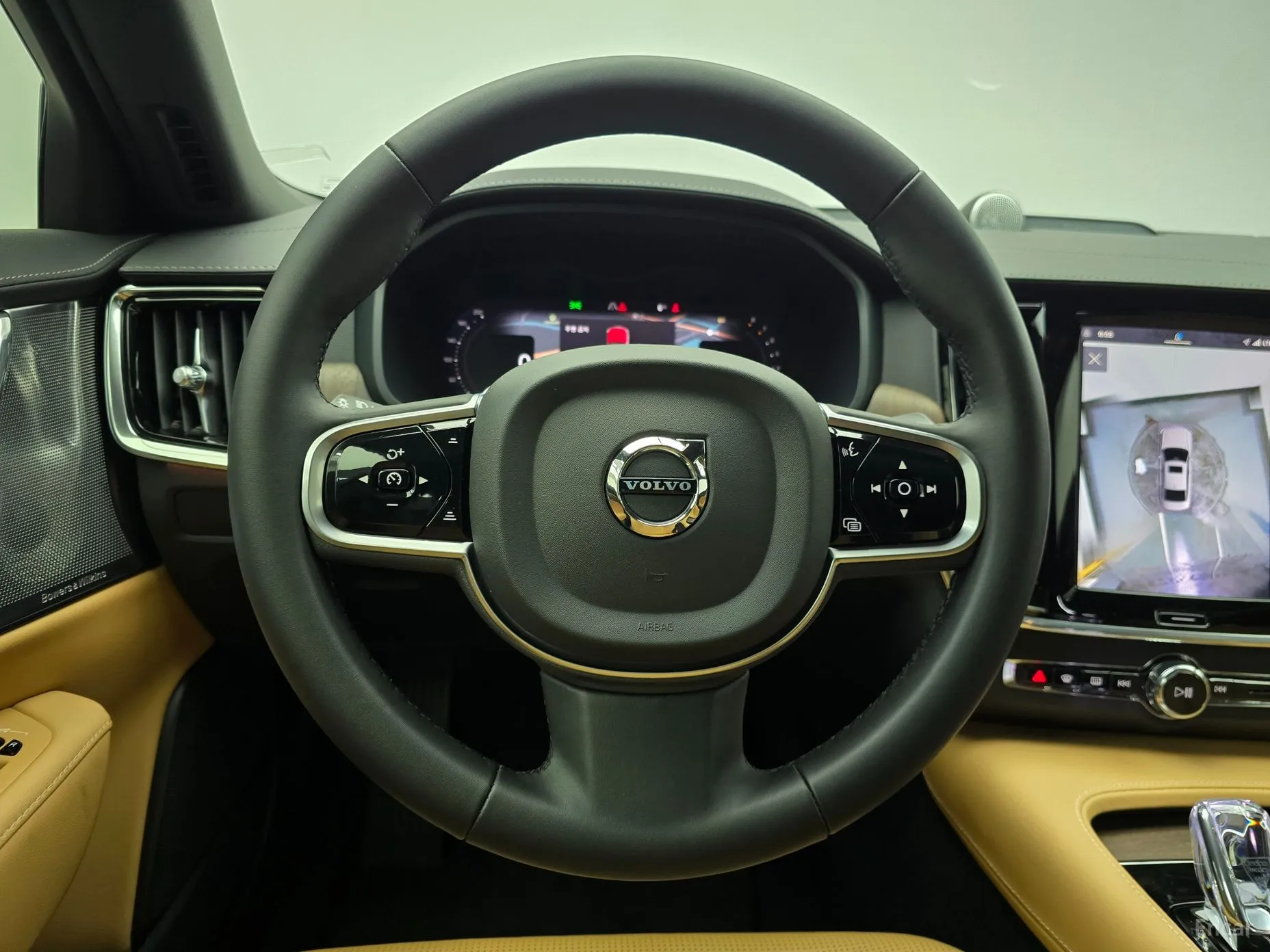 Volvo S90 превью 12