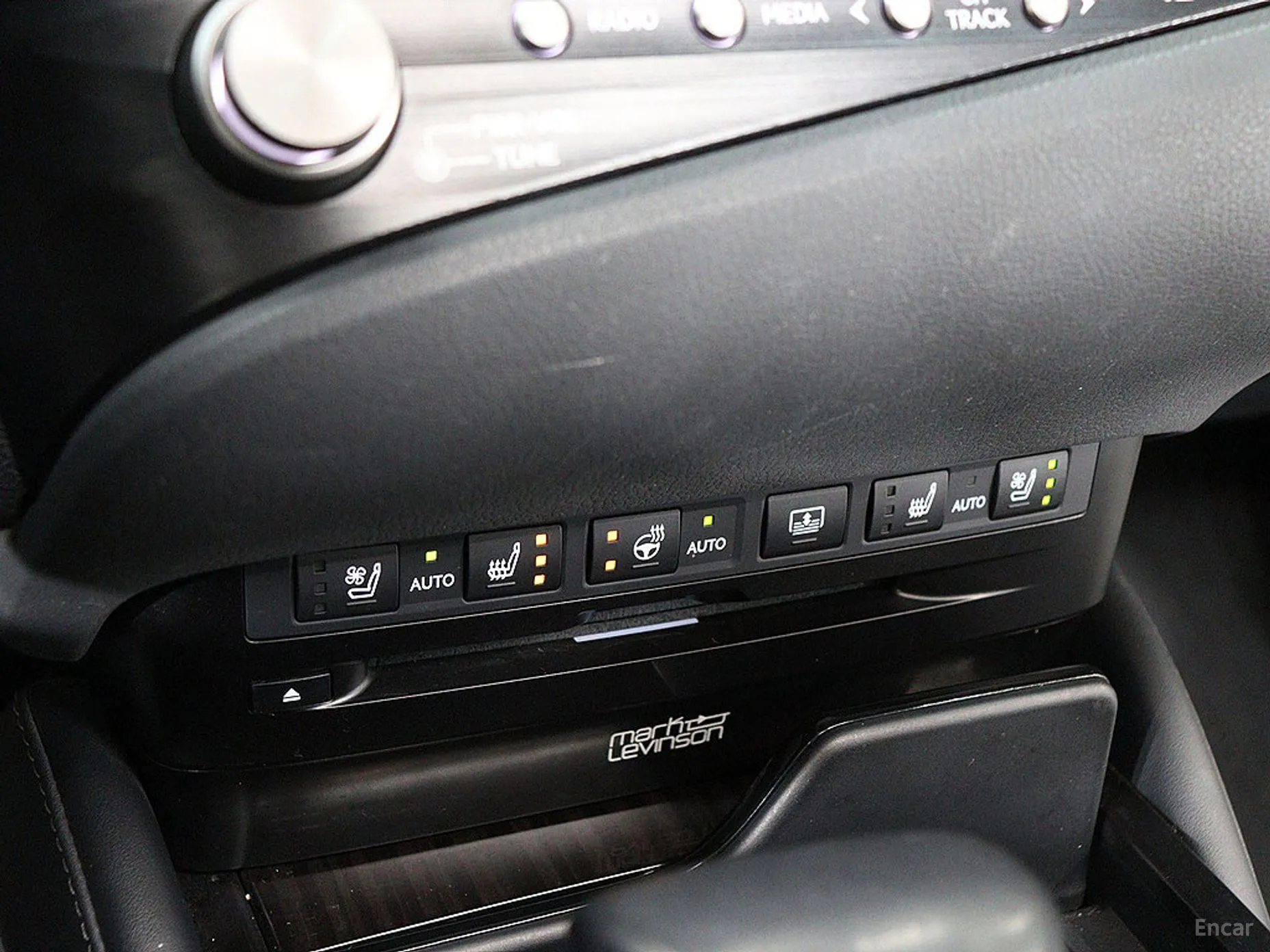 Lexus ES300h 7th Generation превью 14
