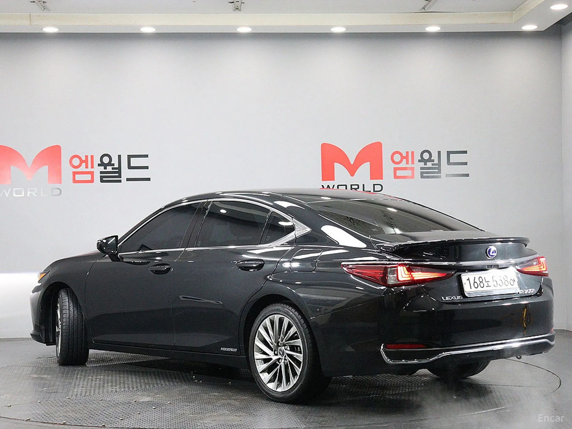 Lexus ES300h 7th Generation превью 4