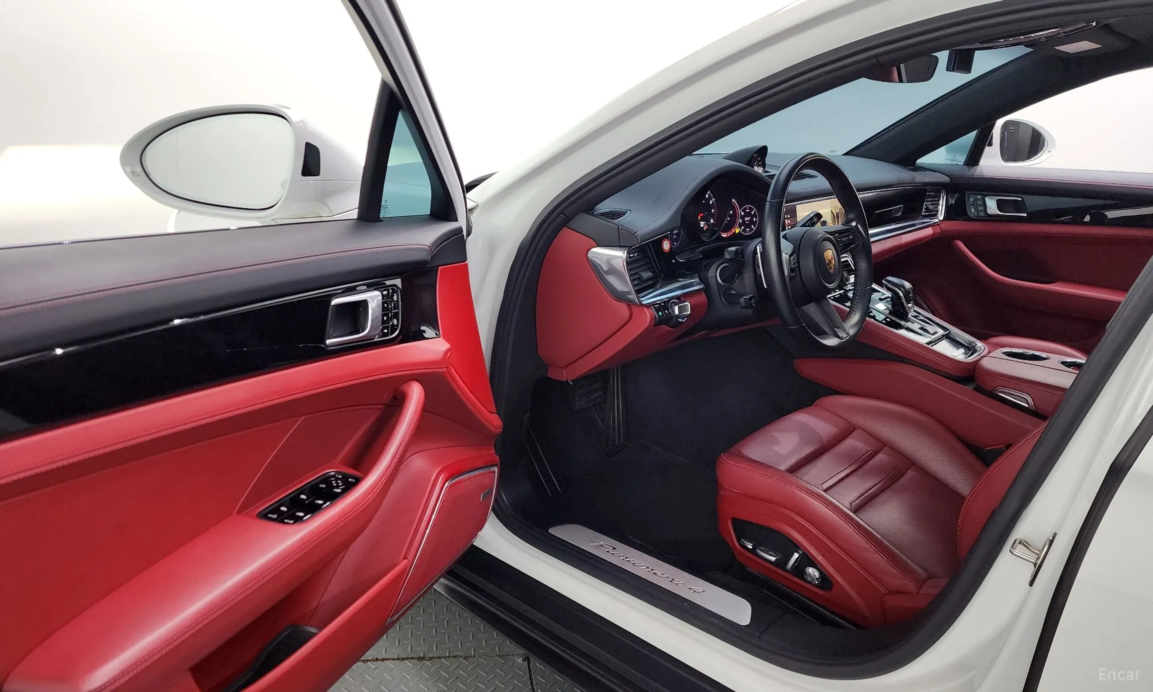 Porsche Panamera (971) превью 10