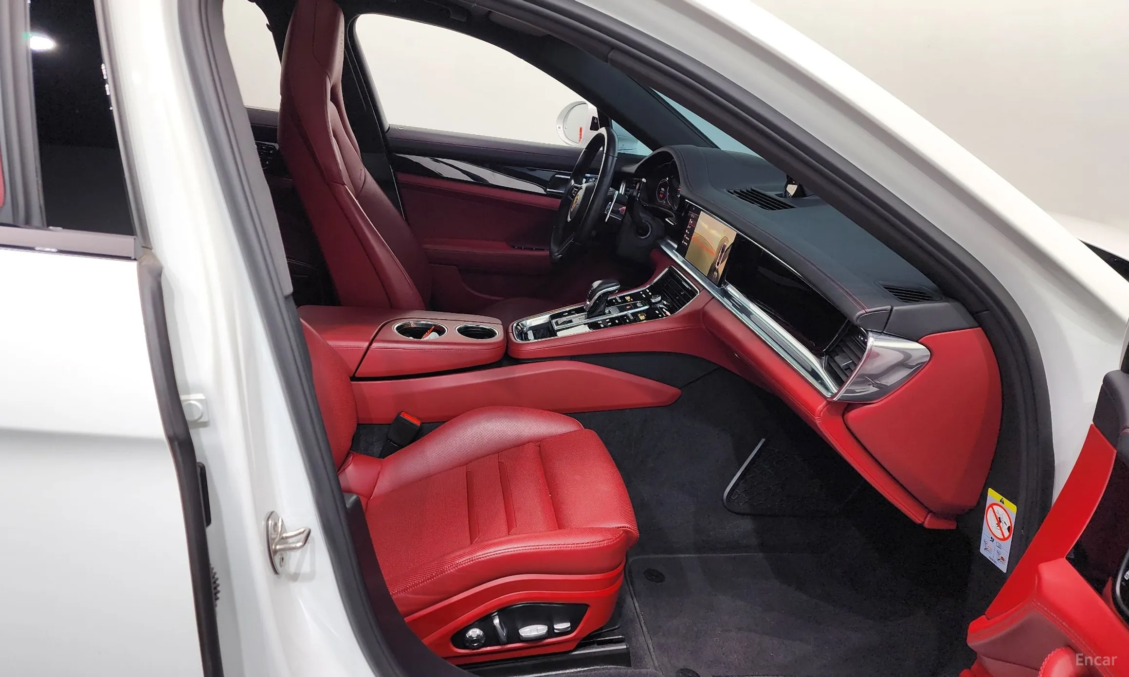 Porsche Panamera (971) превью 11