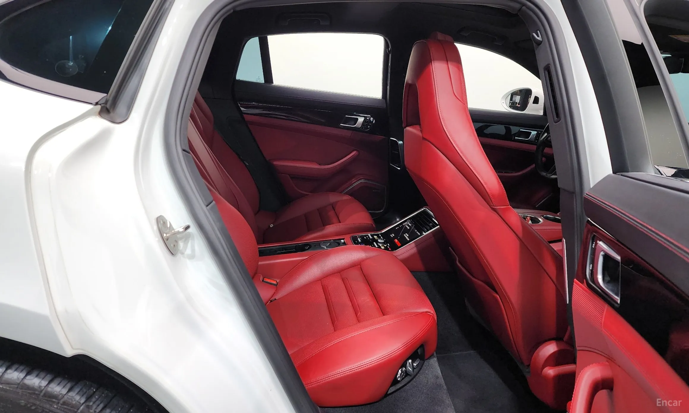 Porsche Panamera (971) превью 12