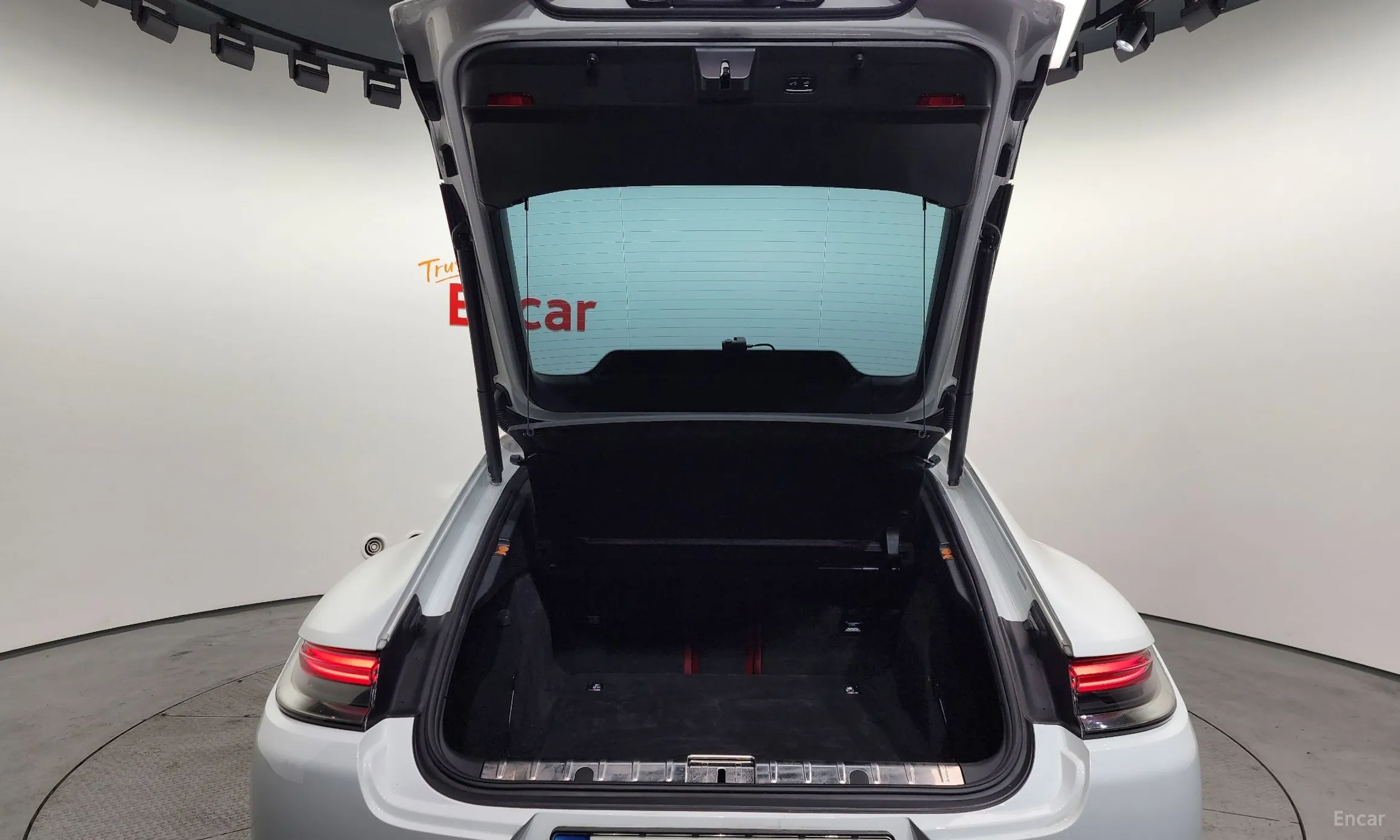 Porsche Panamera (971) превью 20