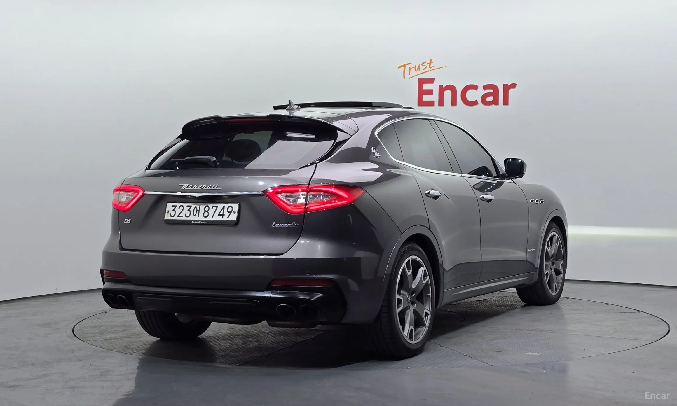 Maserati Levante превью 2