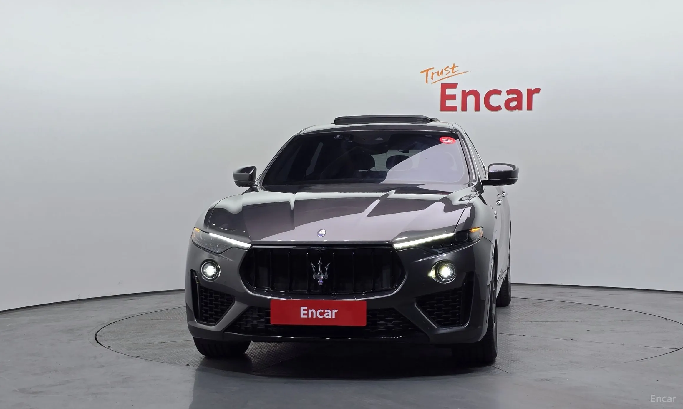 Maserati Levante превью 3