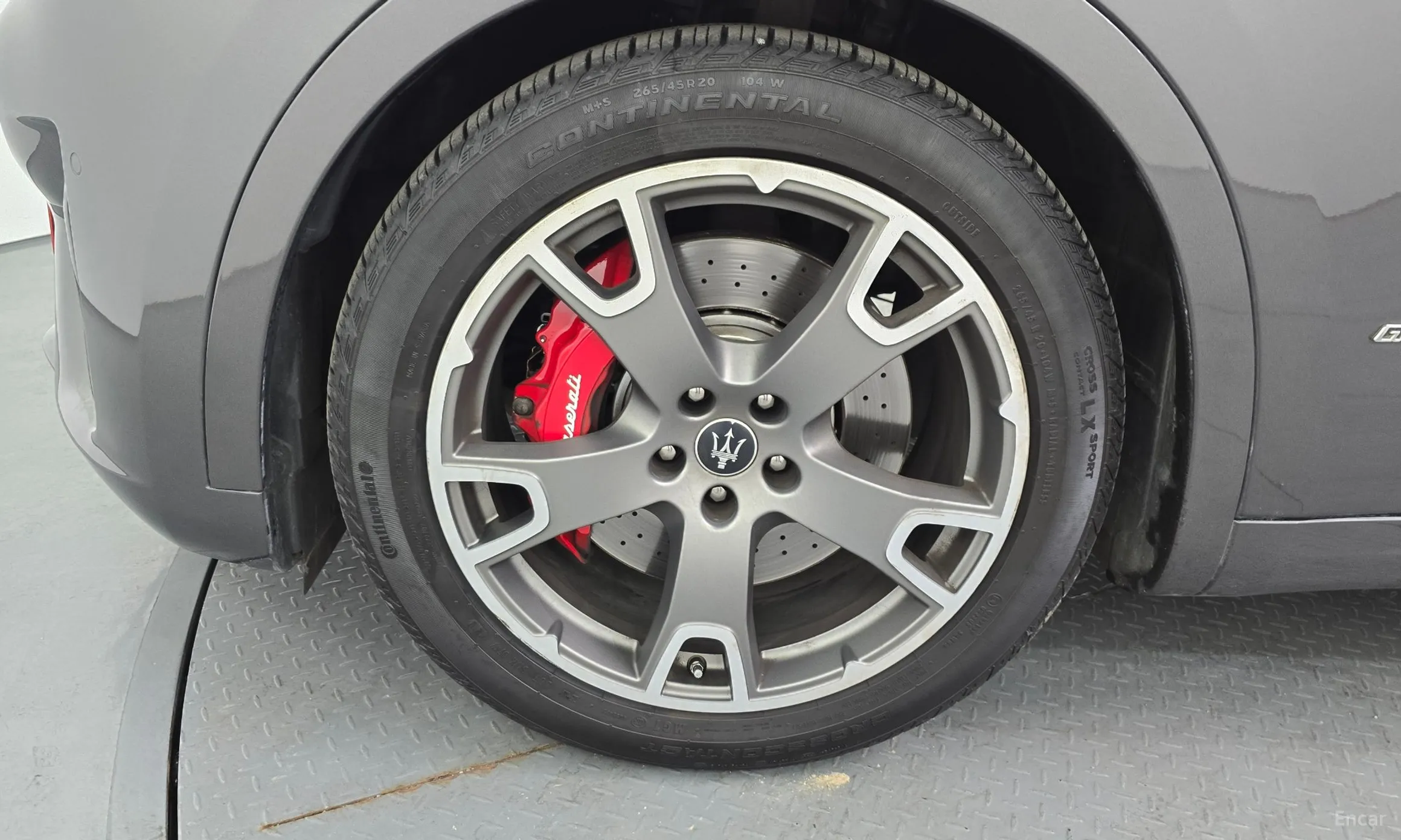 Maserati Levante превью 5