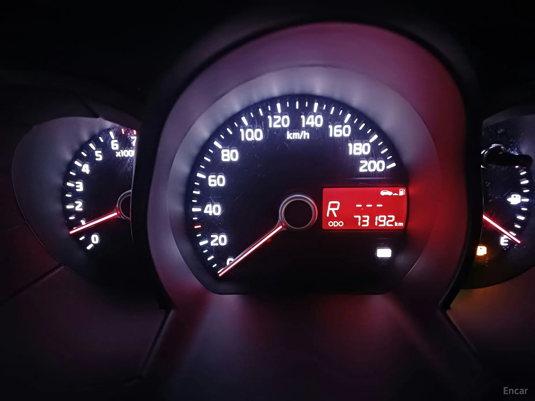 Kia morning превью 18