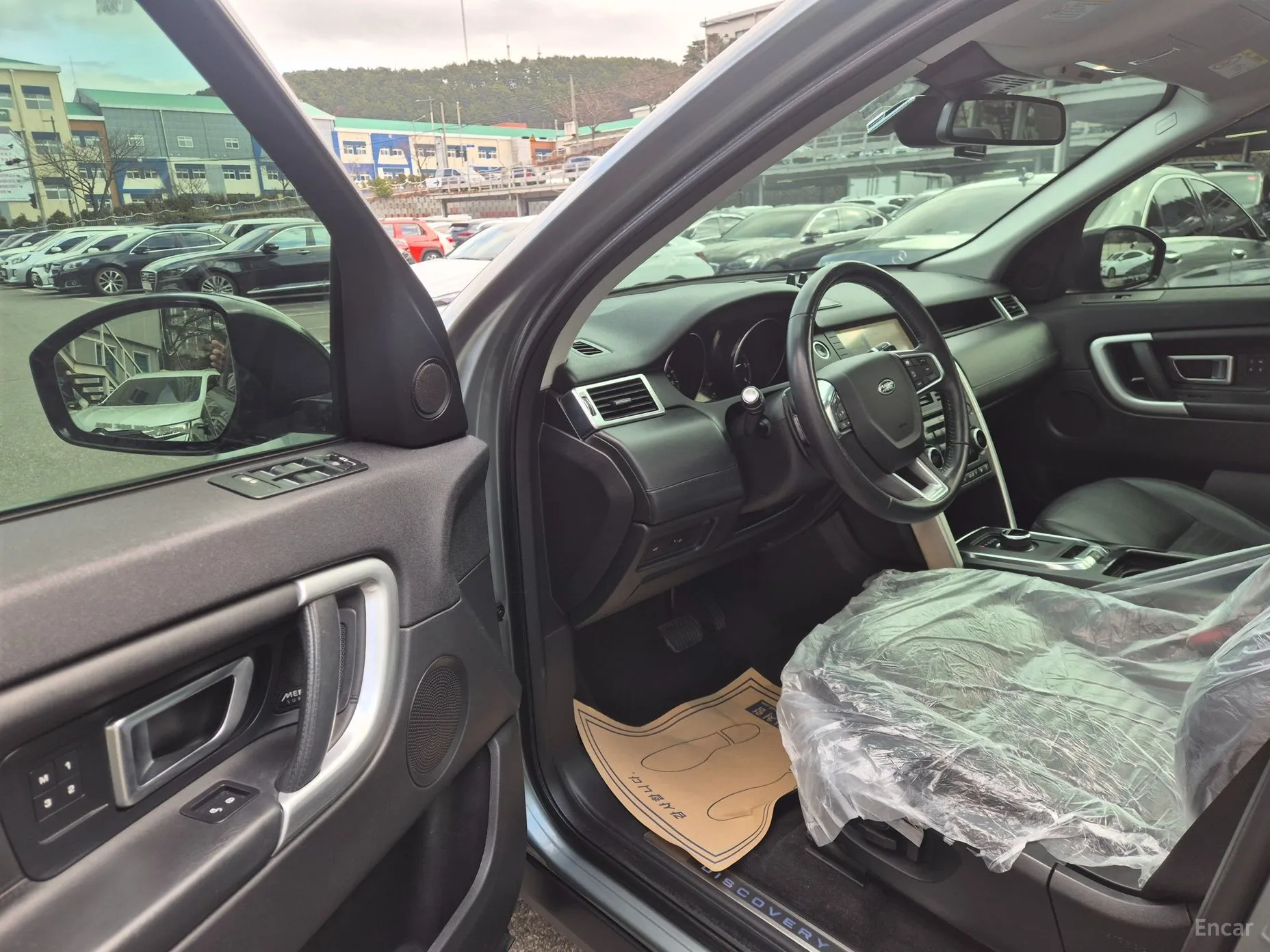 Land Rover Discovery Sports превью 10