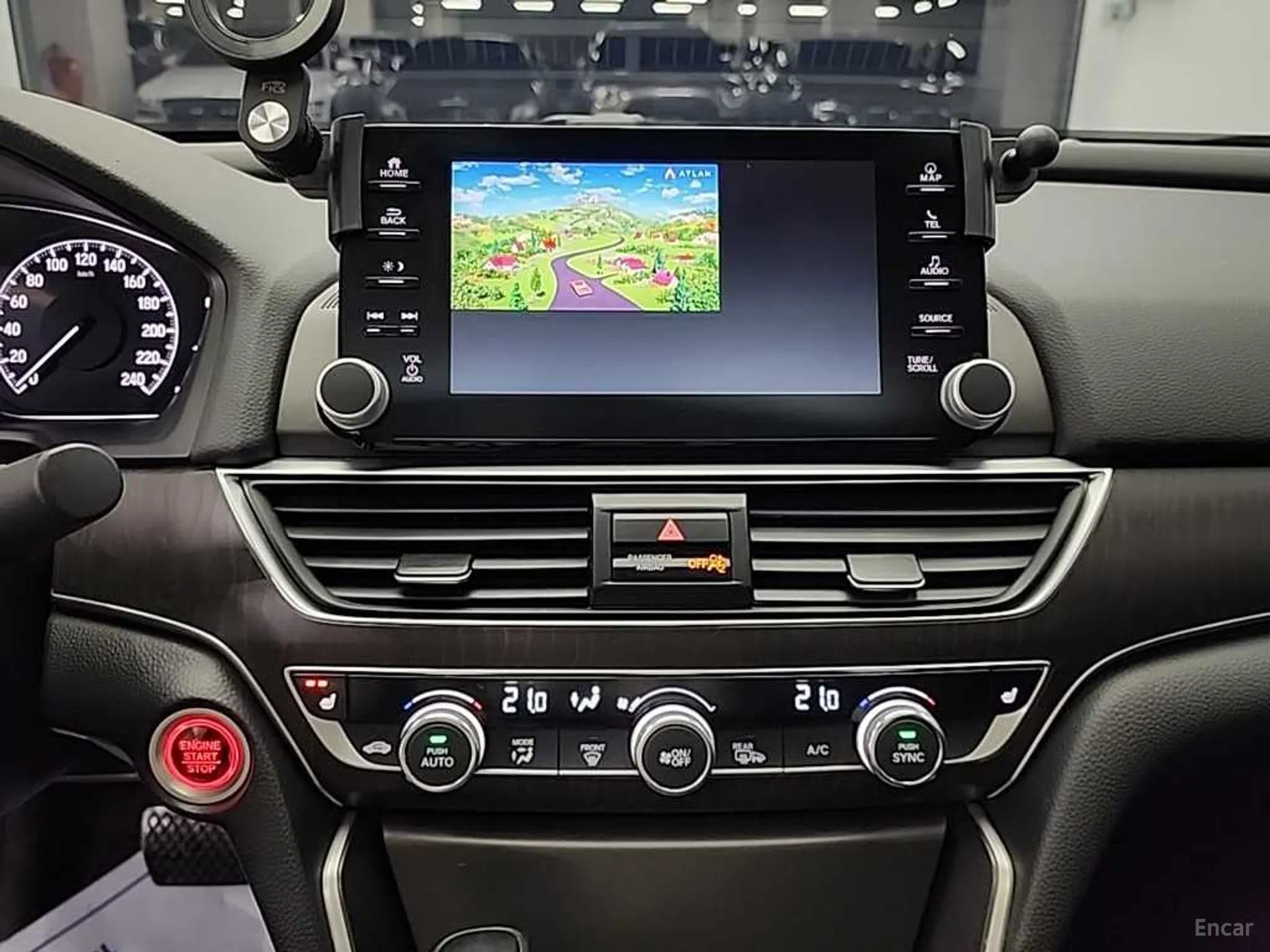 Honda Accord 10th Generation превью 10