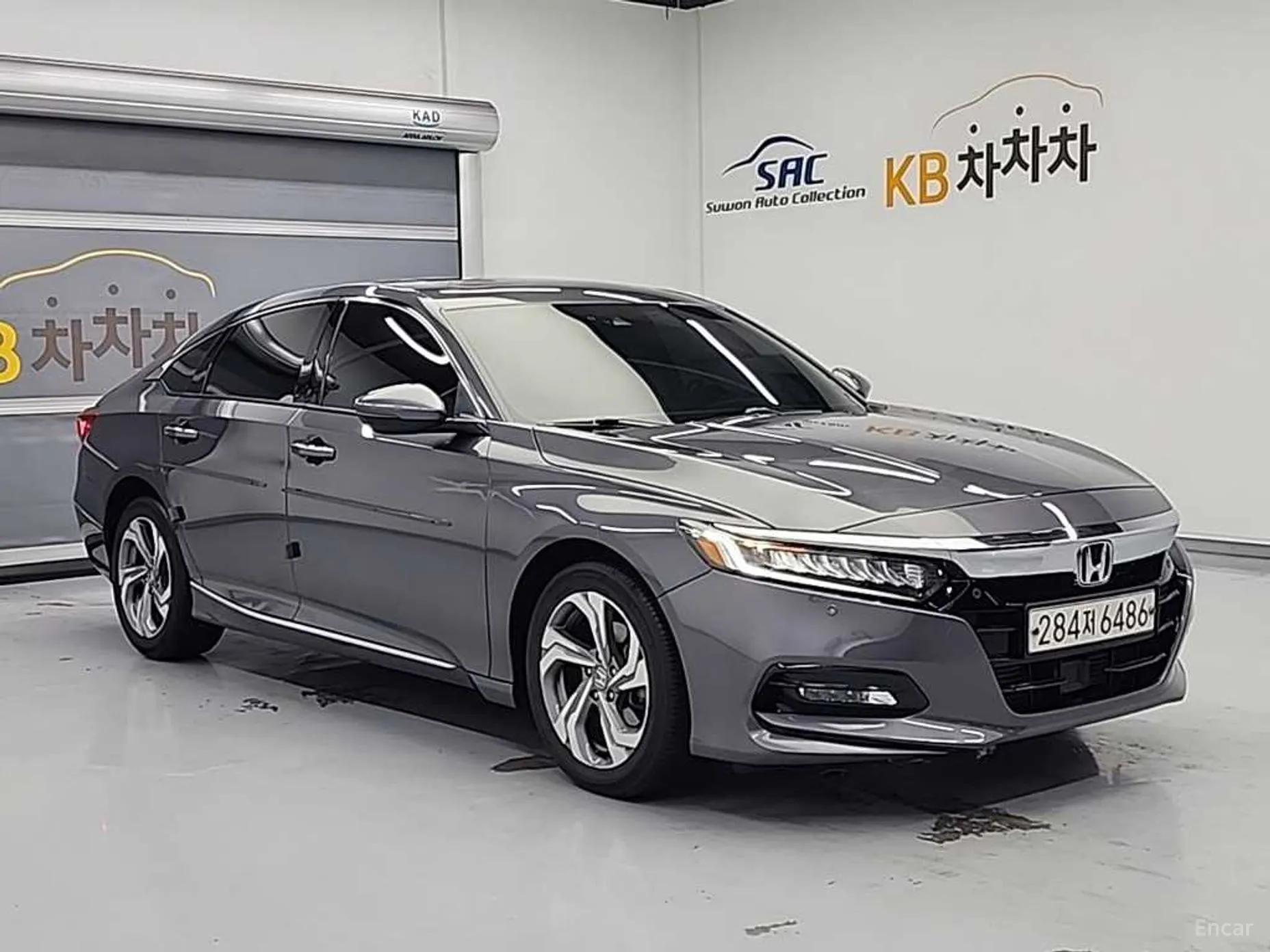 Honda Accord 10th Generation превью 4