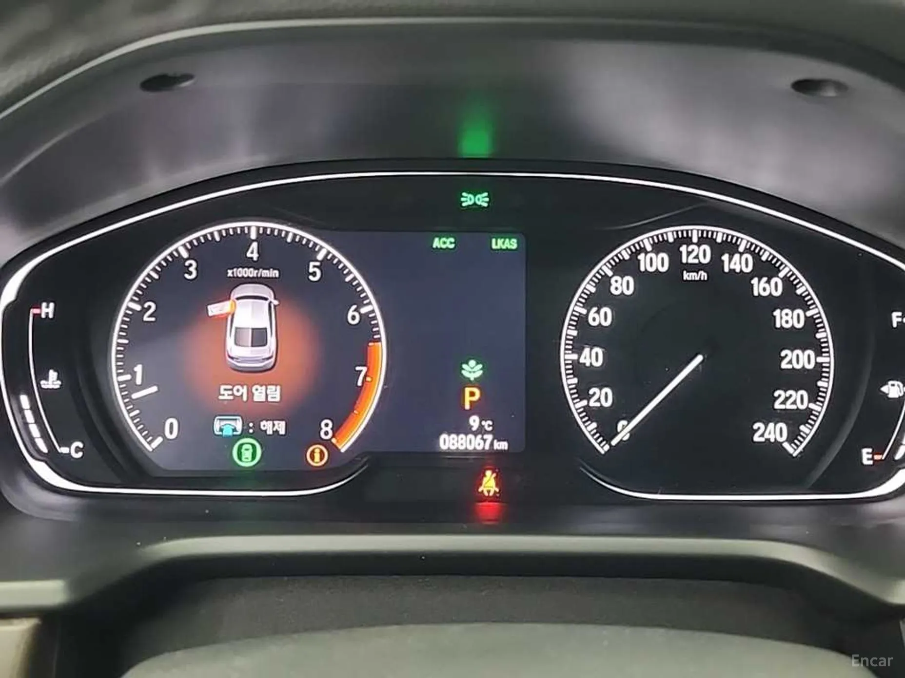 Honda Accord 10th Generation превью 6