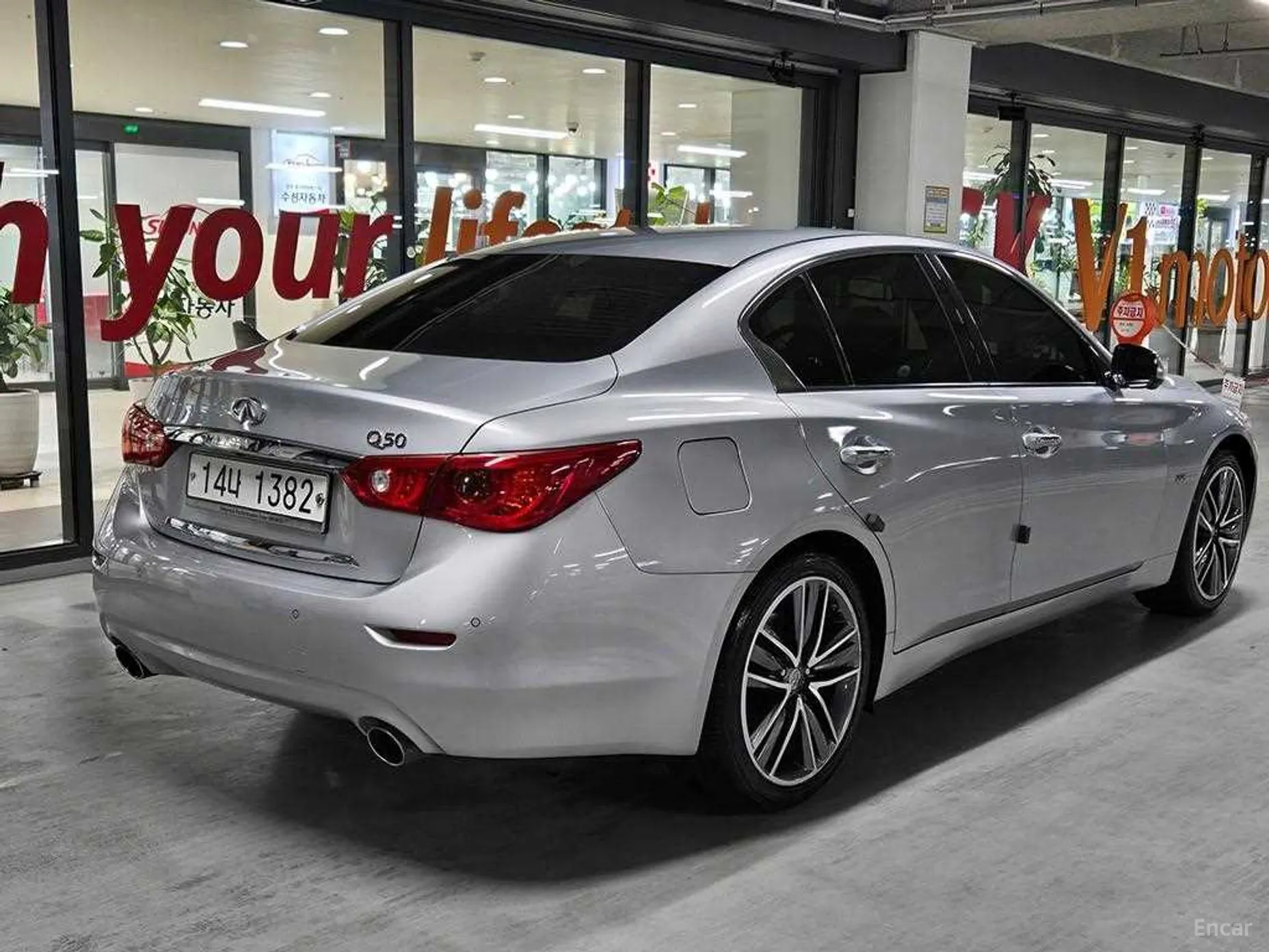 Infiniti Q50 превью 4