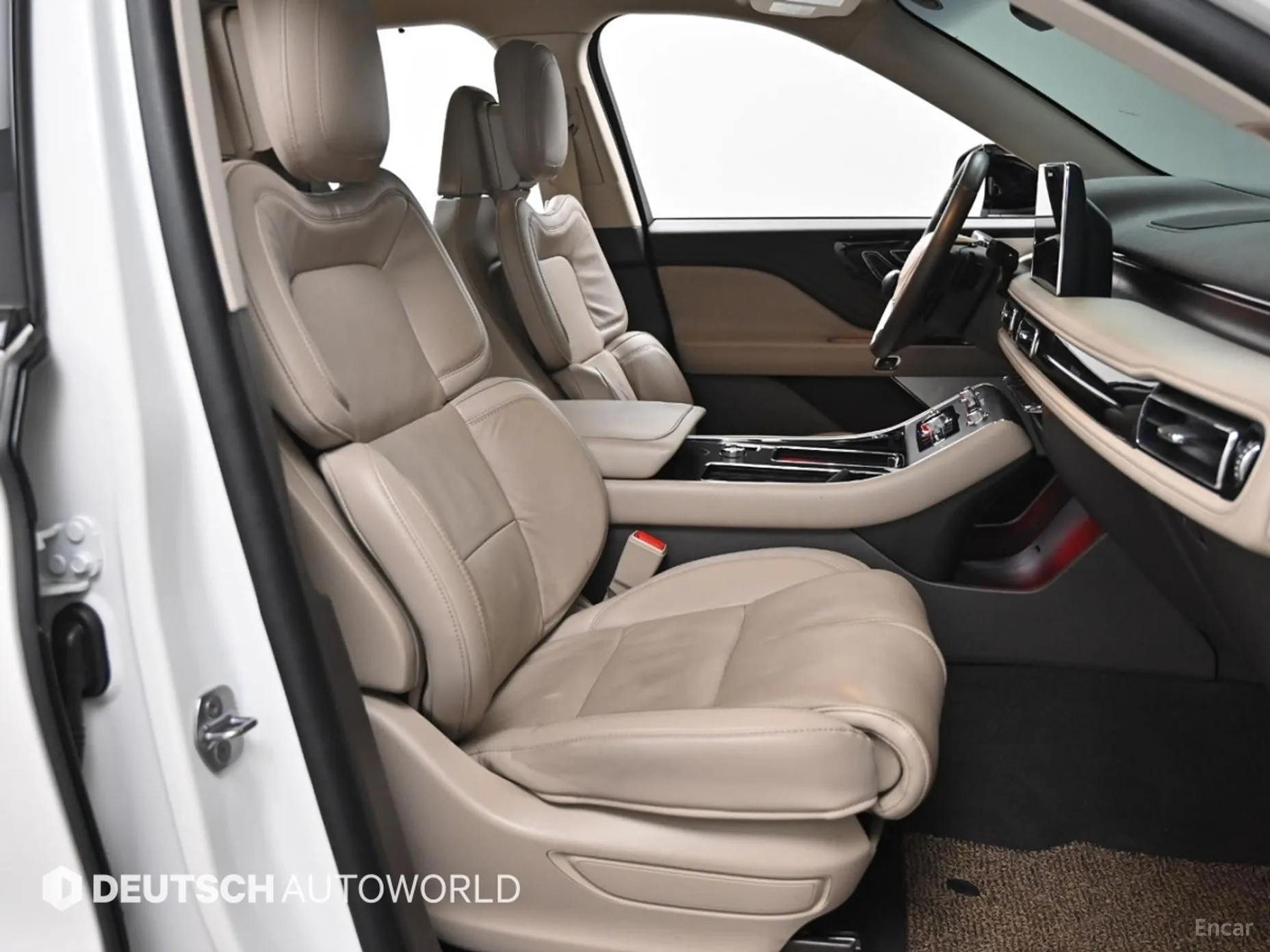 Lincoln Aviator 2nd Generation превью 10