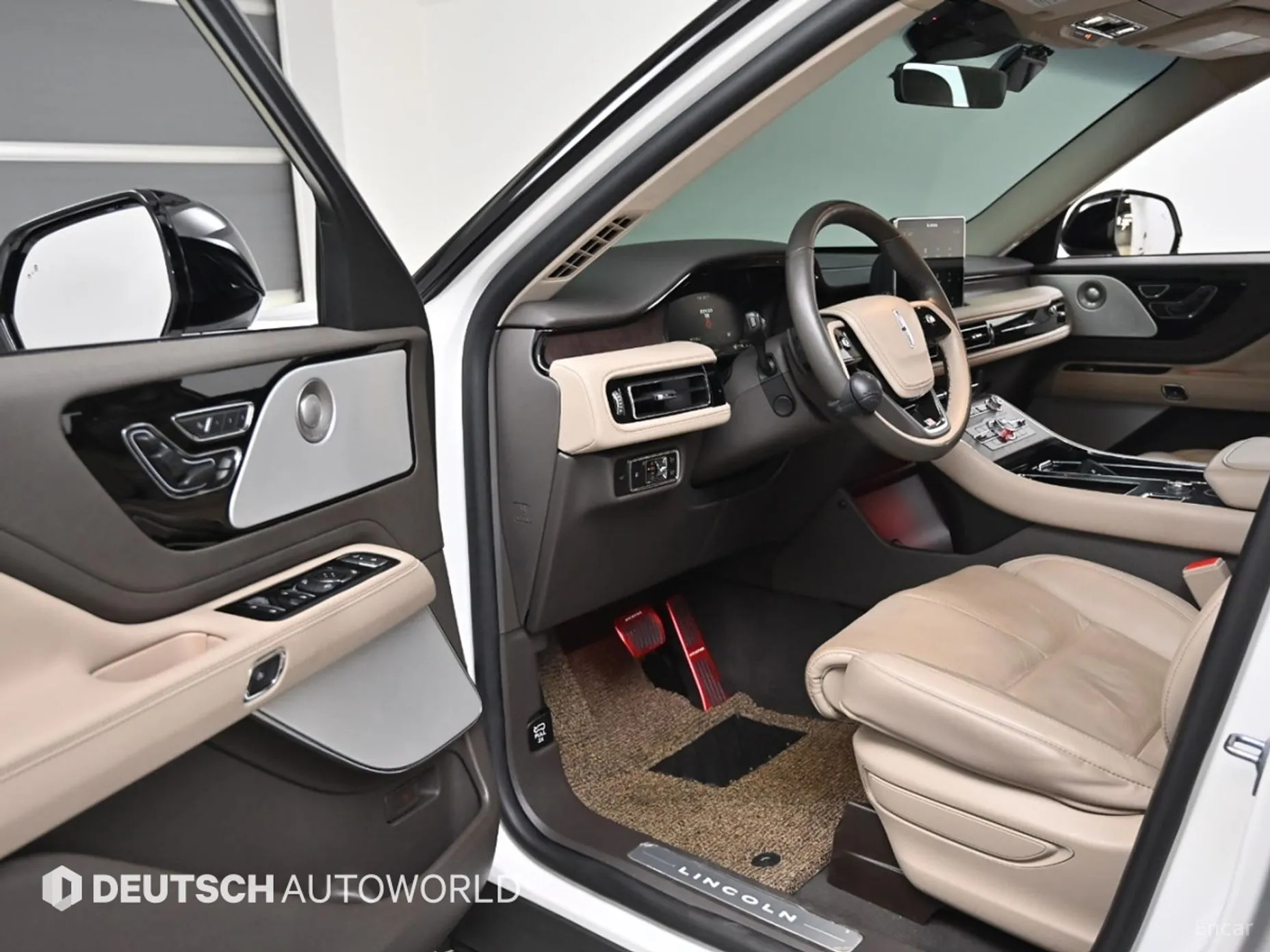 Lincoln Aviator 2nd Generation превью 11