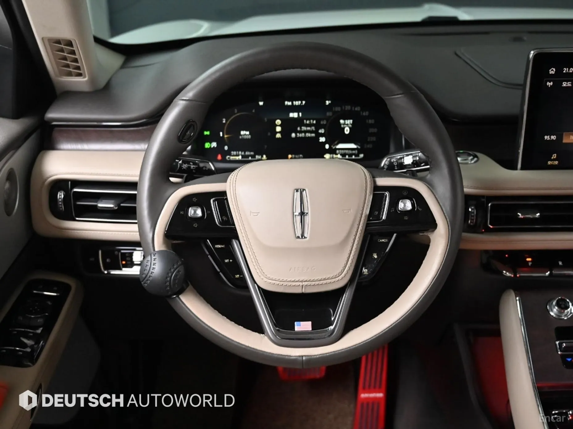 Lincoln Aviator 2nd Generation превью 13