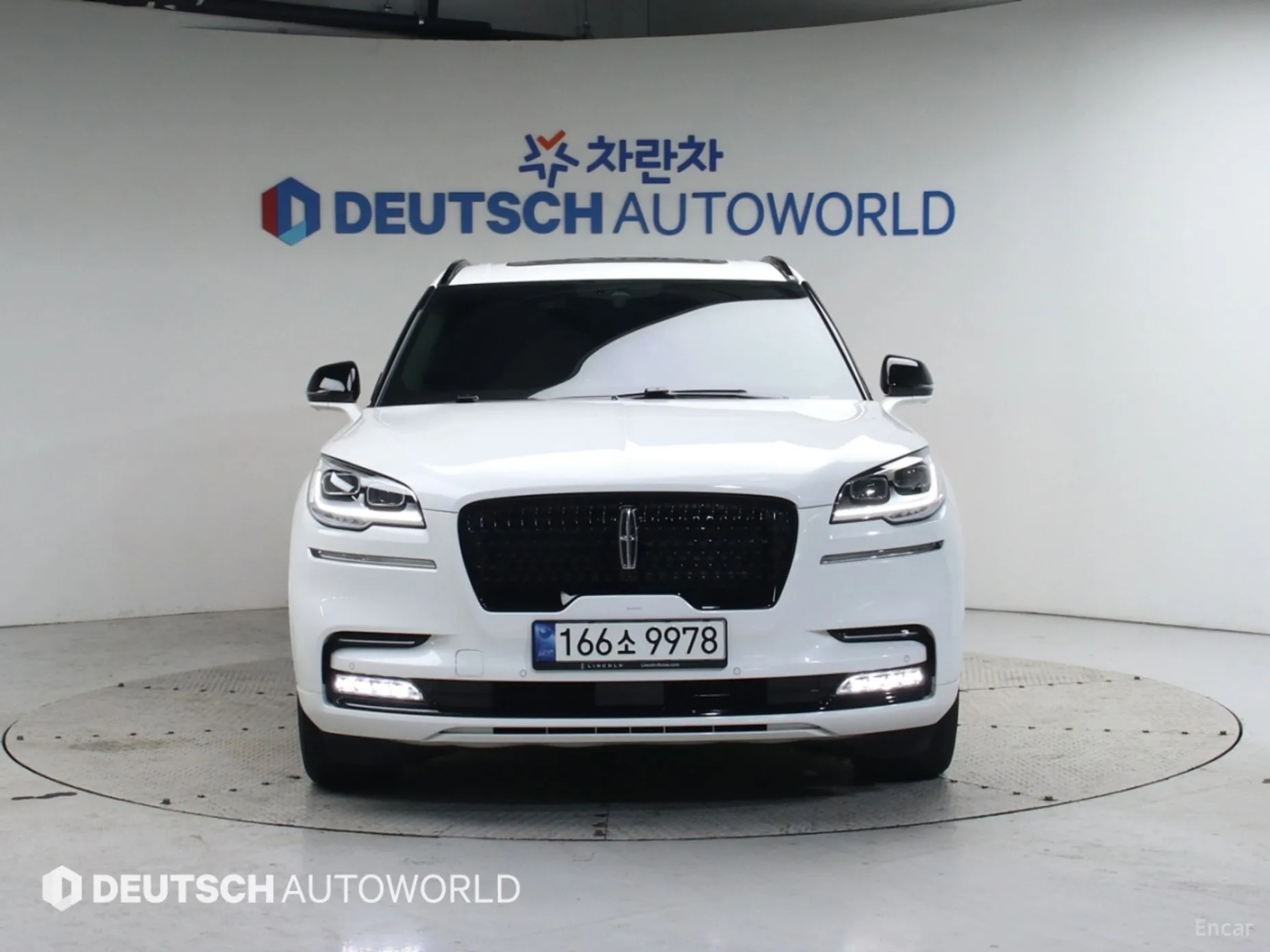 Lincoln Aviator 2nd Generation превью 3
