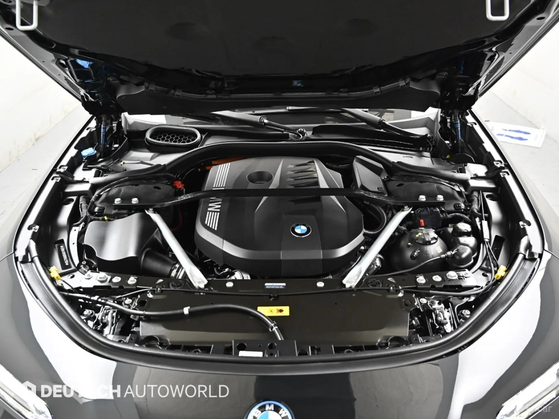 BMW 7 Series (G70) превью 6