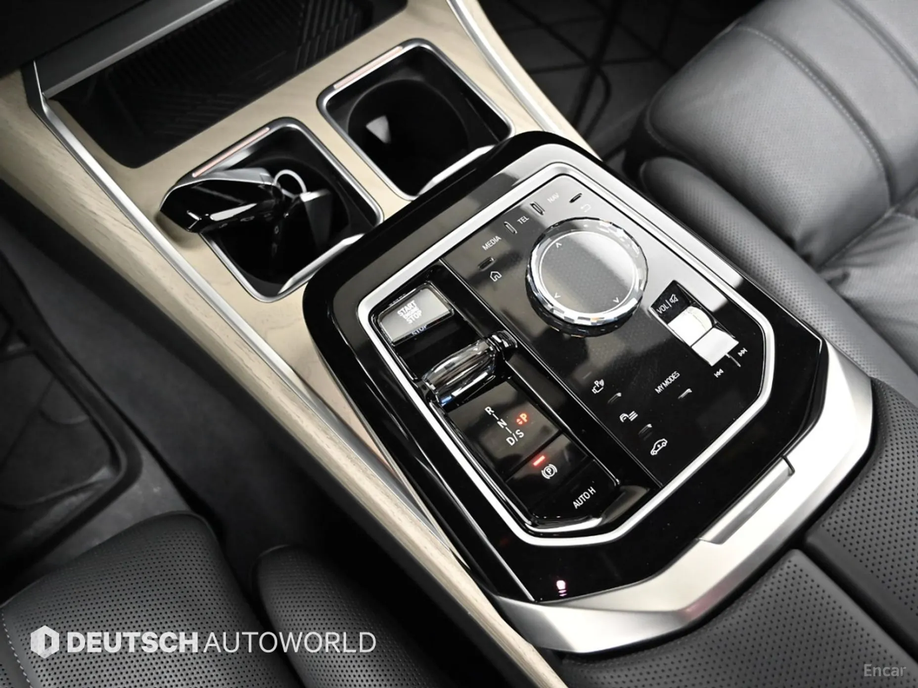 BMW 7 Series (G70) превью 9