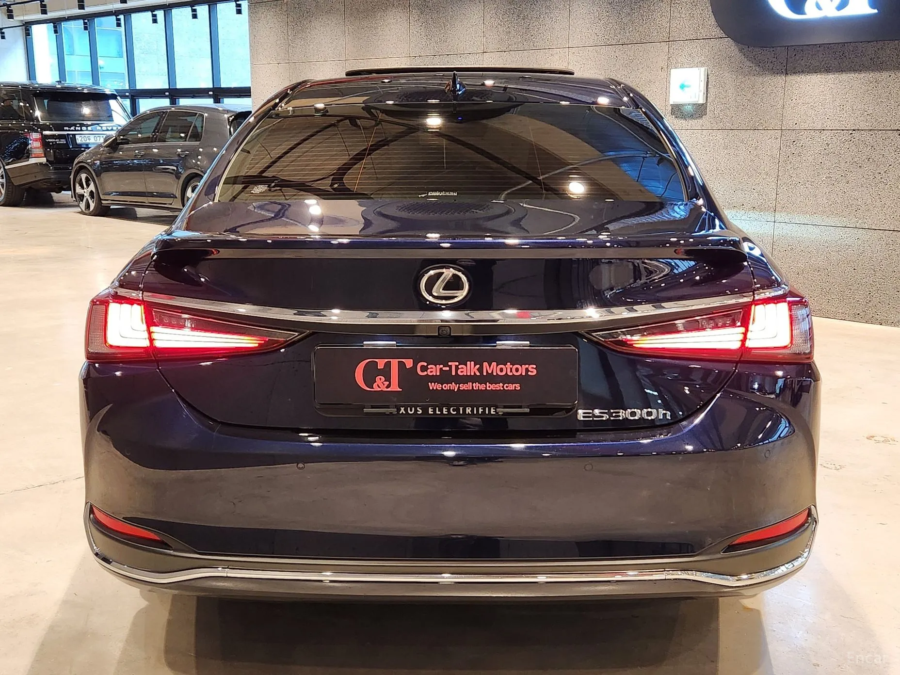 Lexus ES300h 7th Generation превью 4