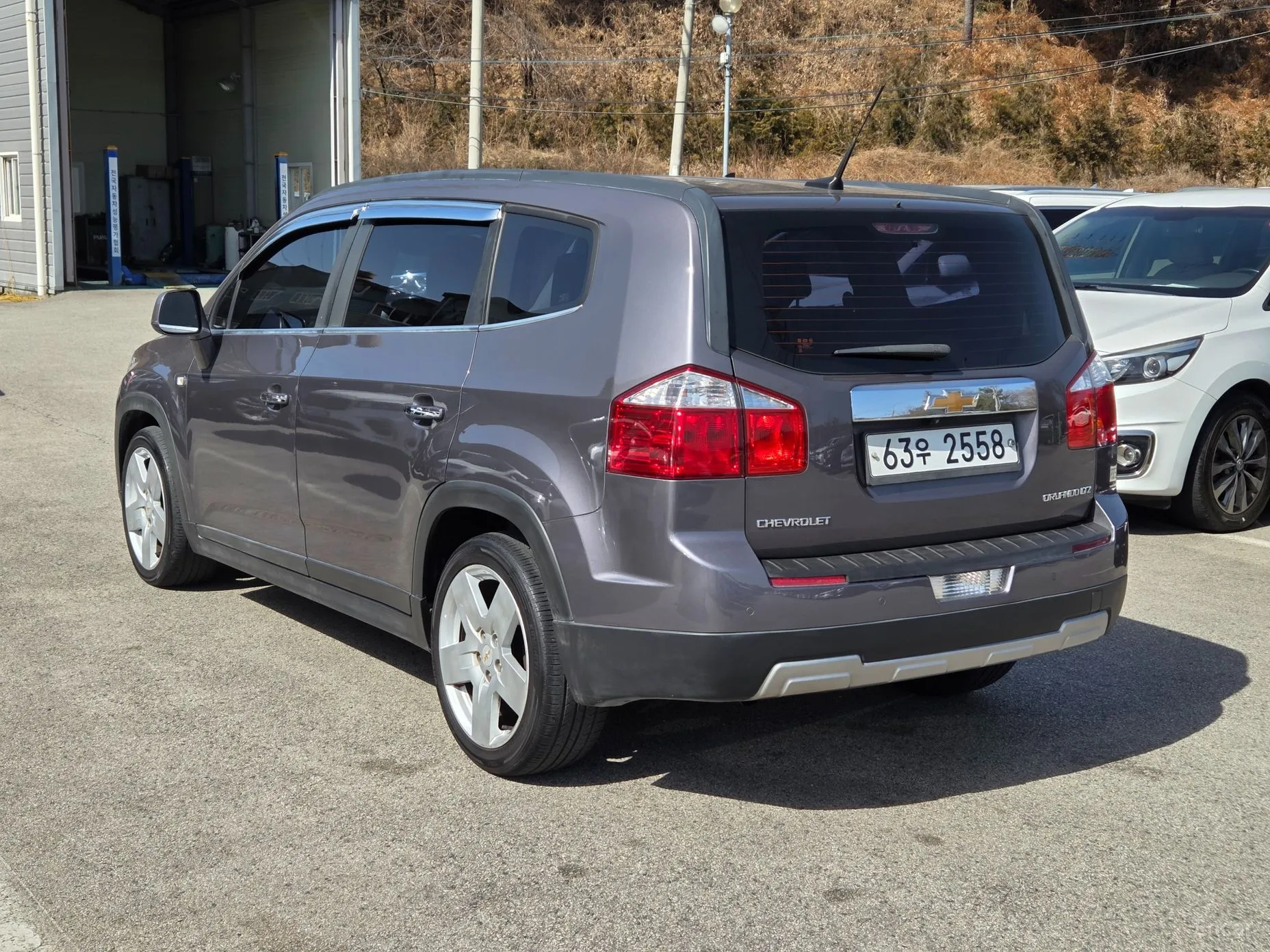 Chevrolet (GM Daewoo) Orlando превью 2
