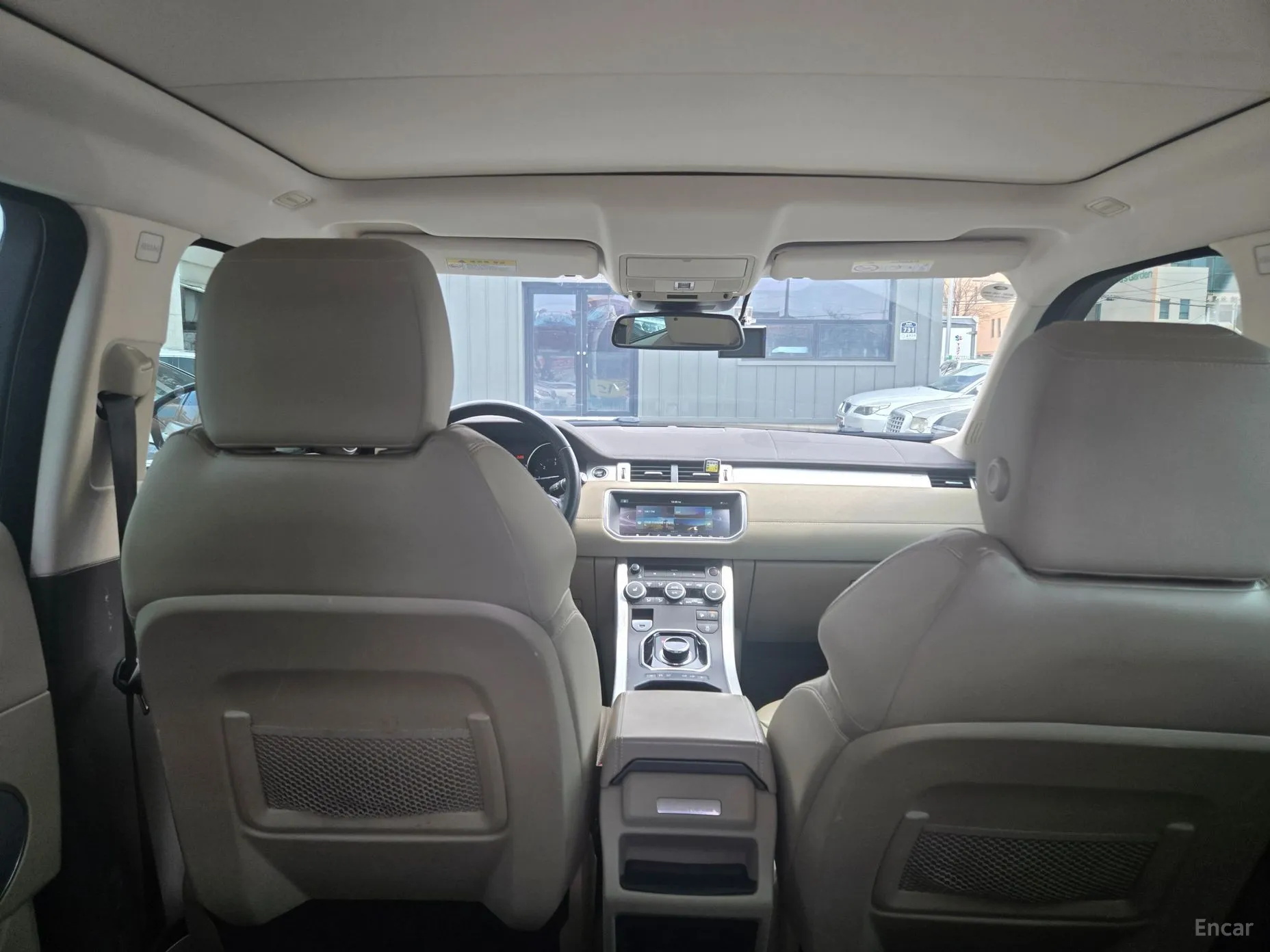Land Rover Range Rover Evoque превью 11