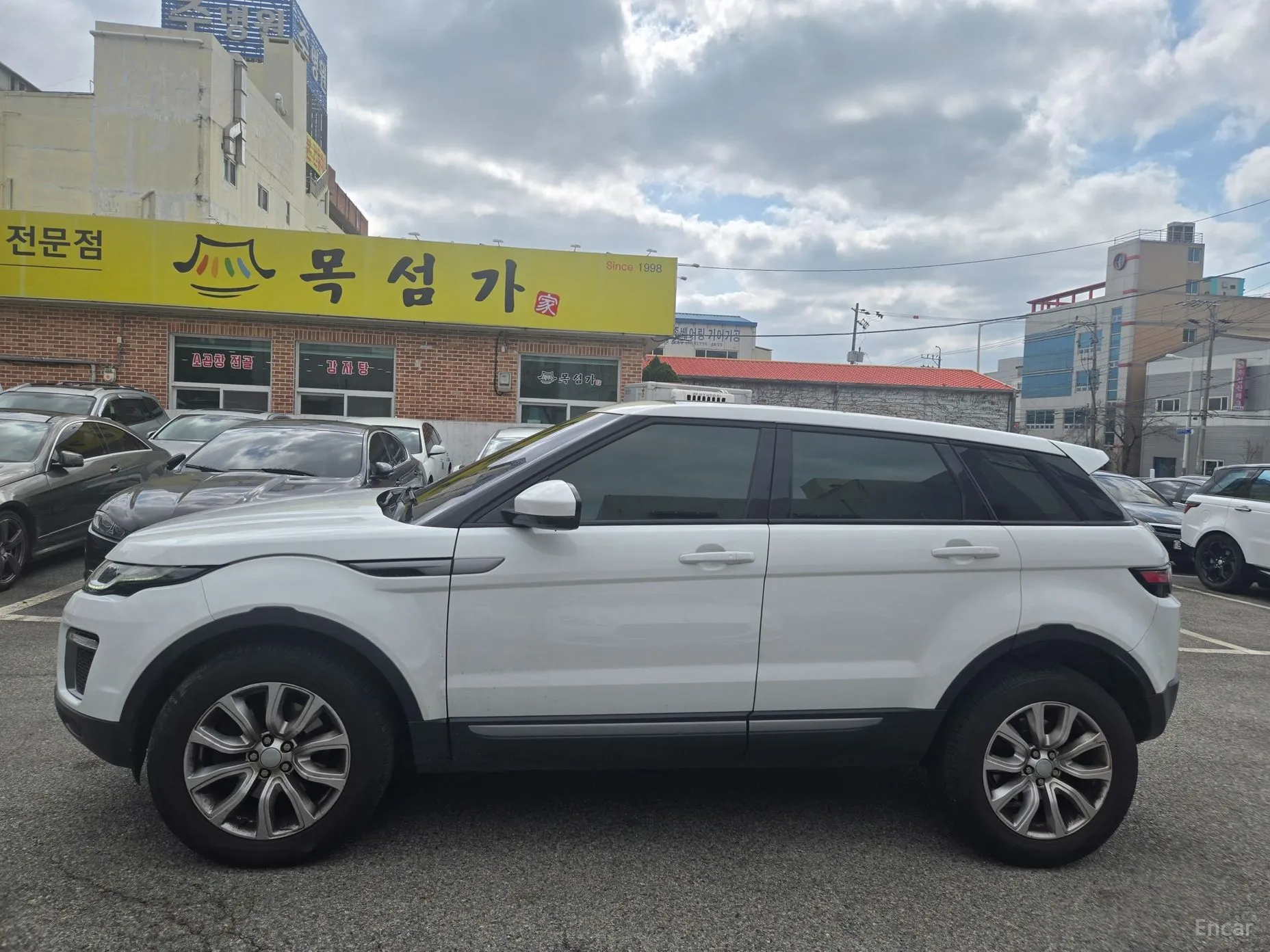 Land Rover Range Rover Evoque превью 5