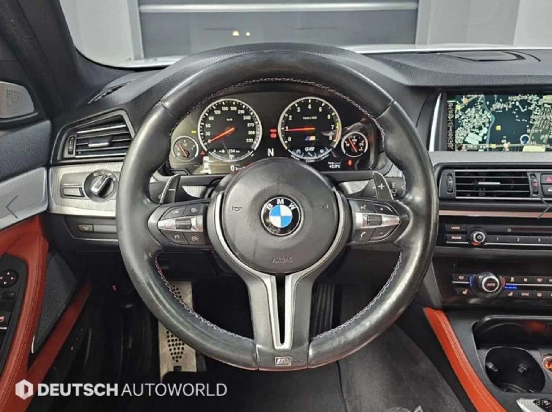BMW M5 (F10) превью 13