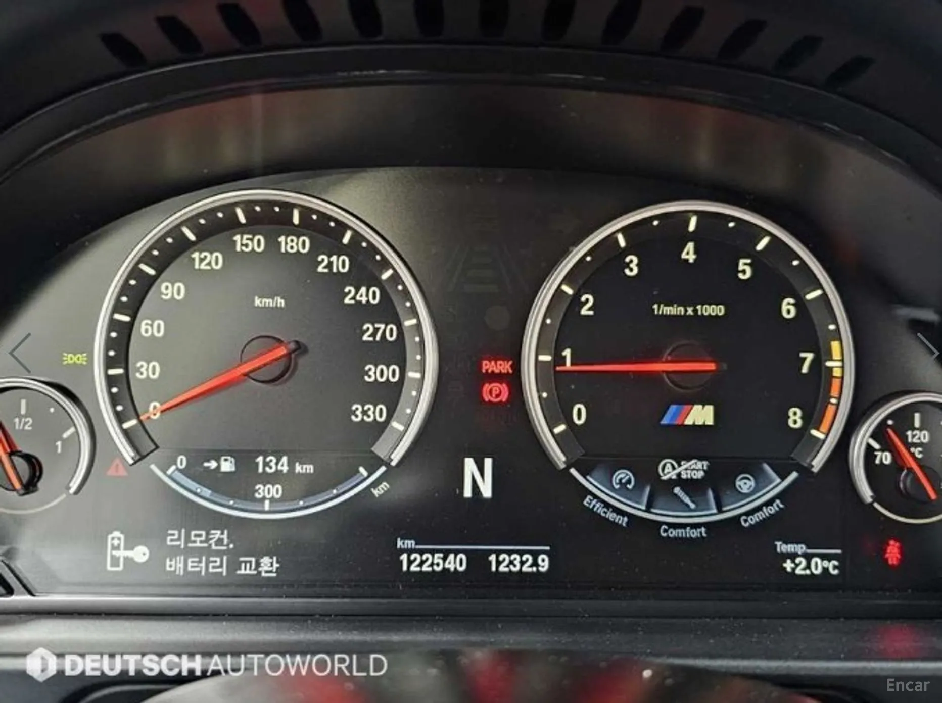 BMW M5 (F10) превью 8