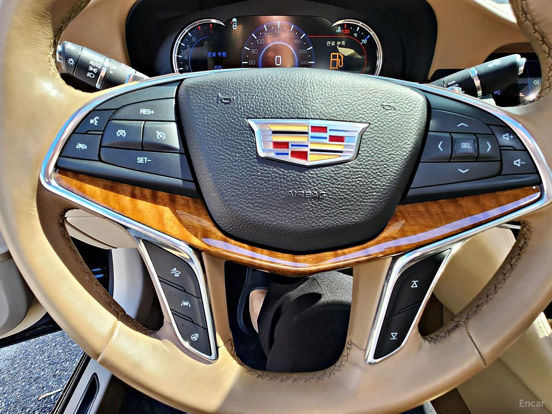 Cadillac CT6 превью 6