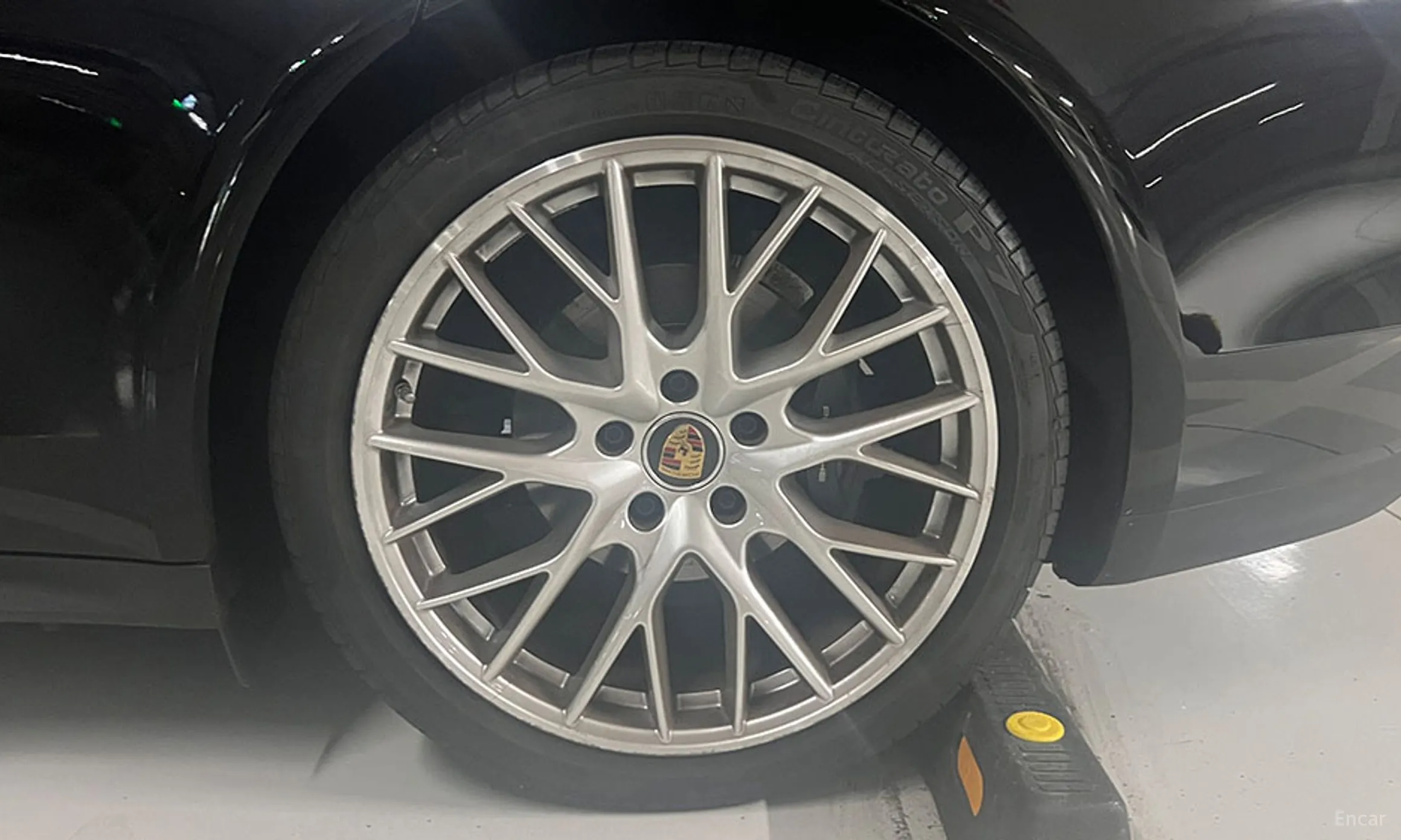 Porsche Panamera (971) превью 19