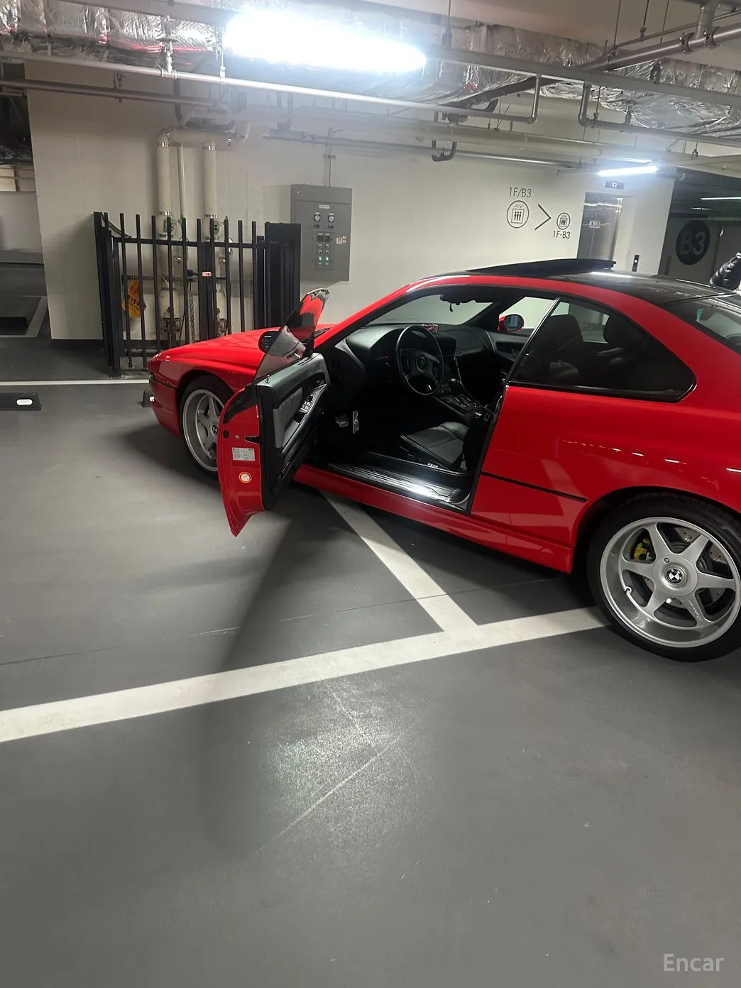 BMW 8-series превью 3