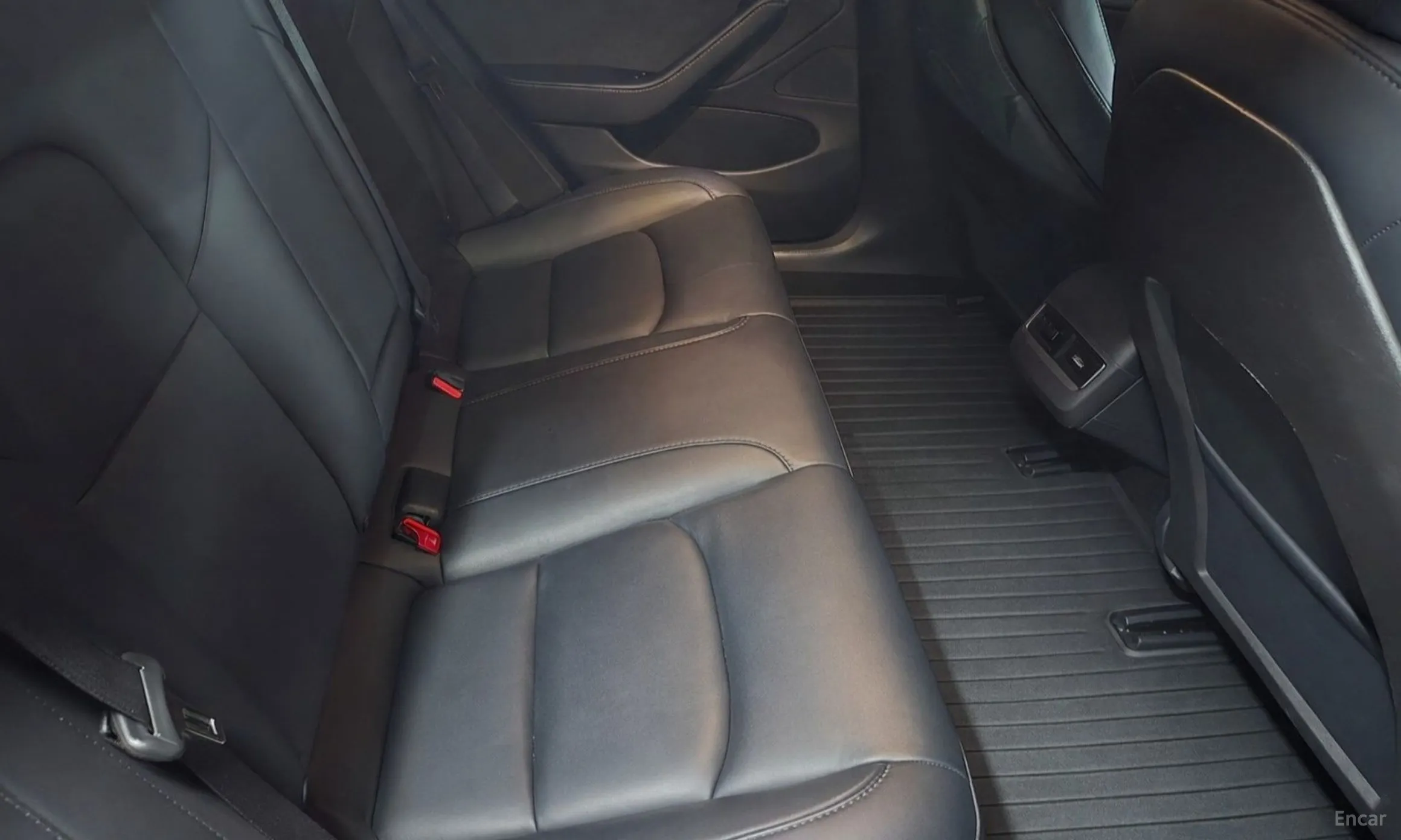 Tesla Model 3 превью 13