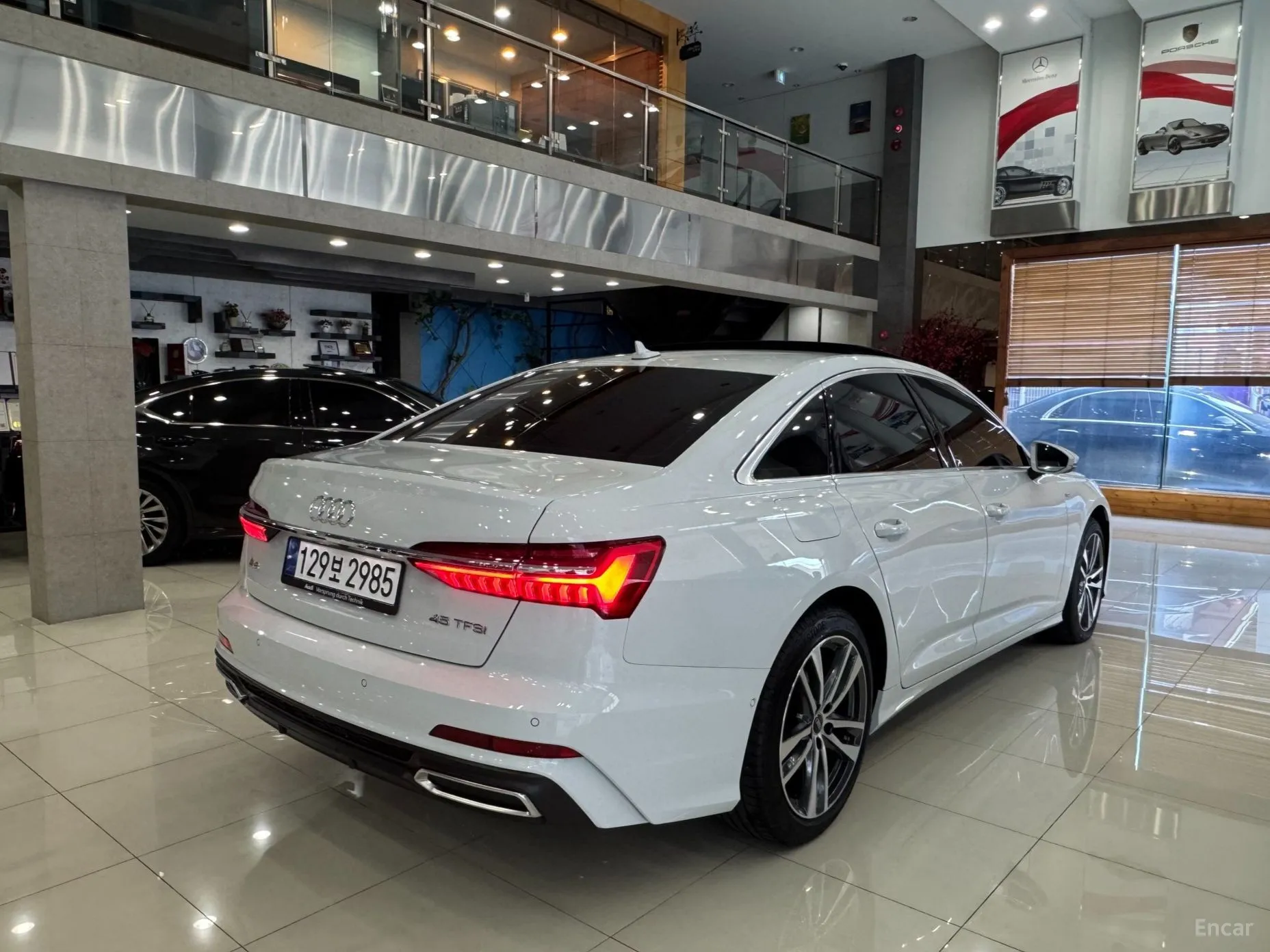 Audi A6 (C8)