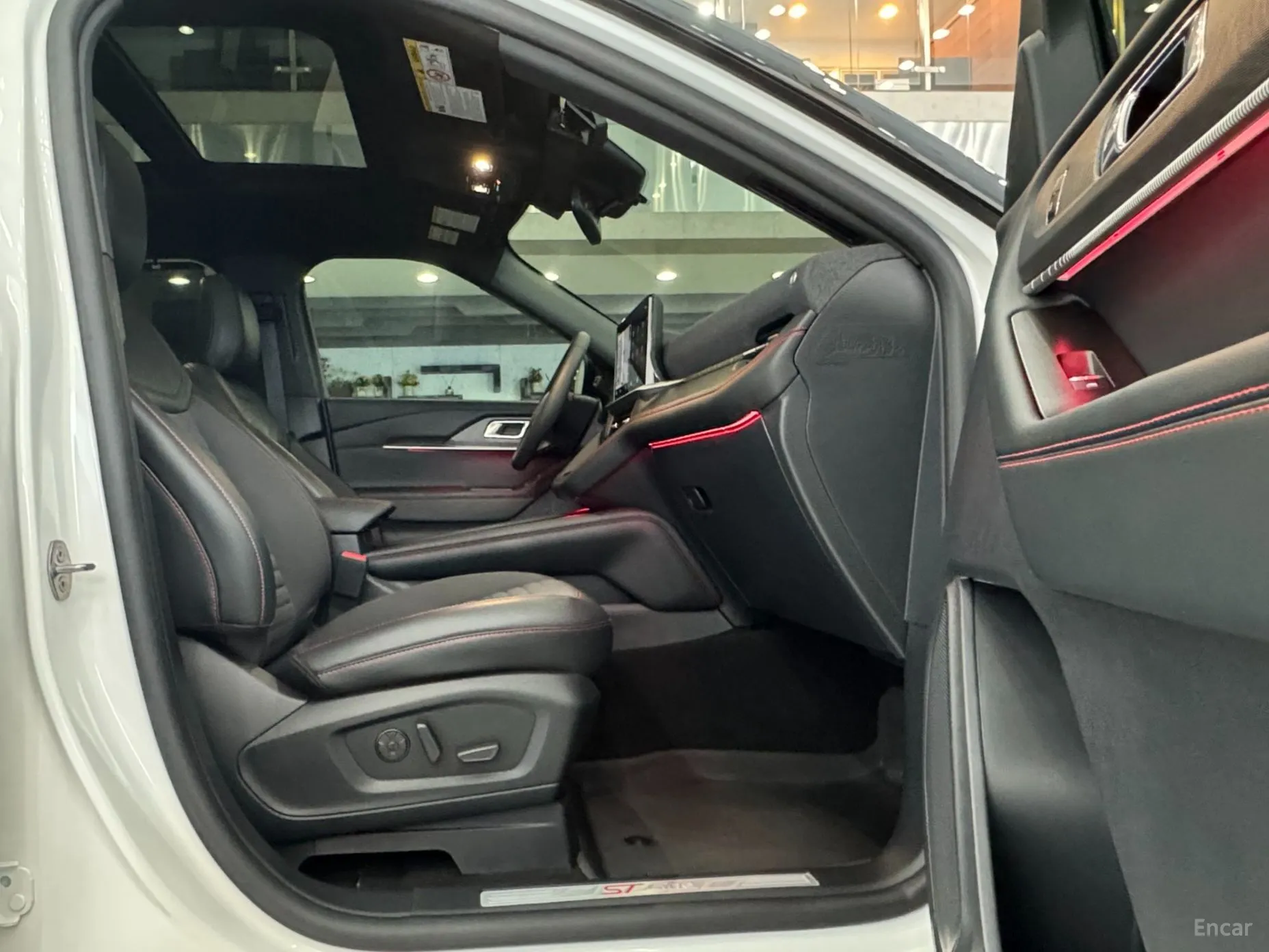 Ford Explorer 6th Generation превью 14