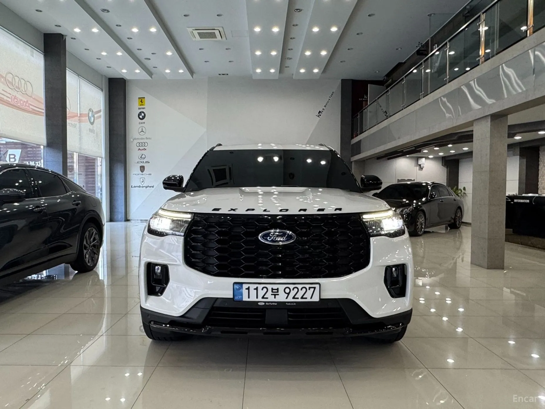 Ford Explorer 6th Generation превью 3